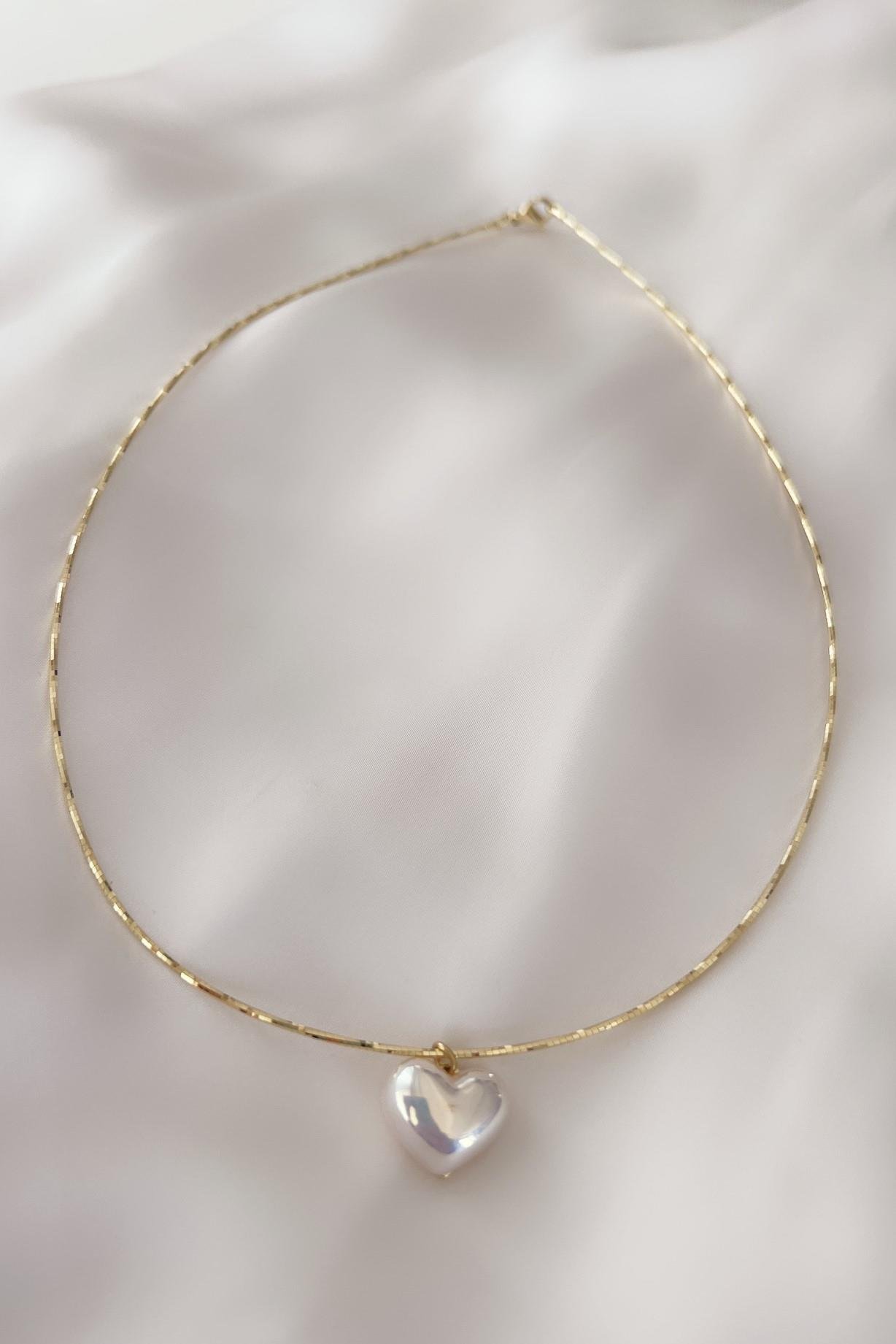 White Heart Özel Seri Kolye
