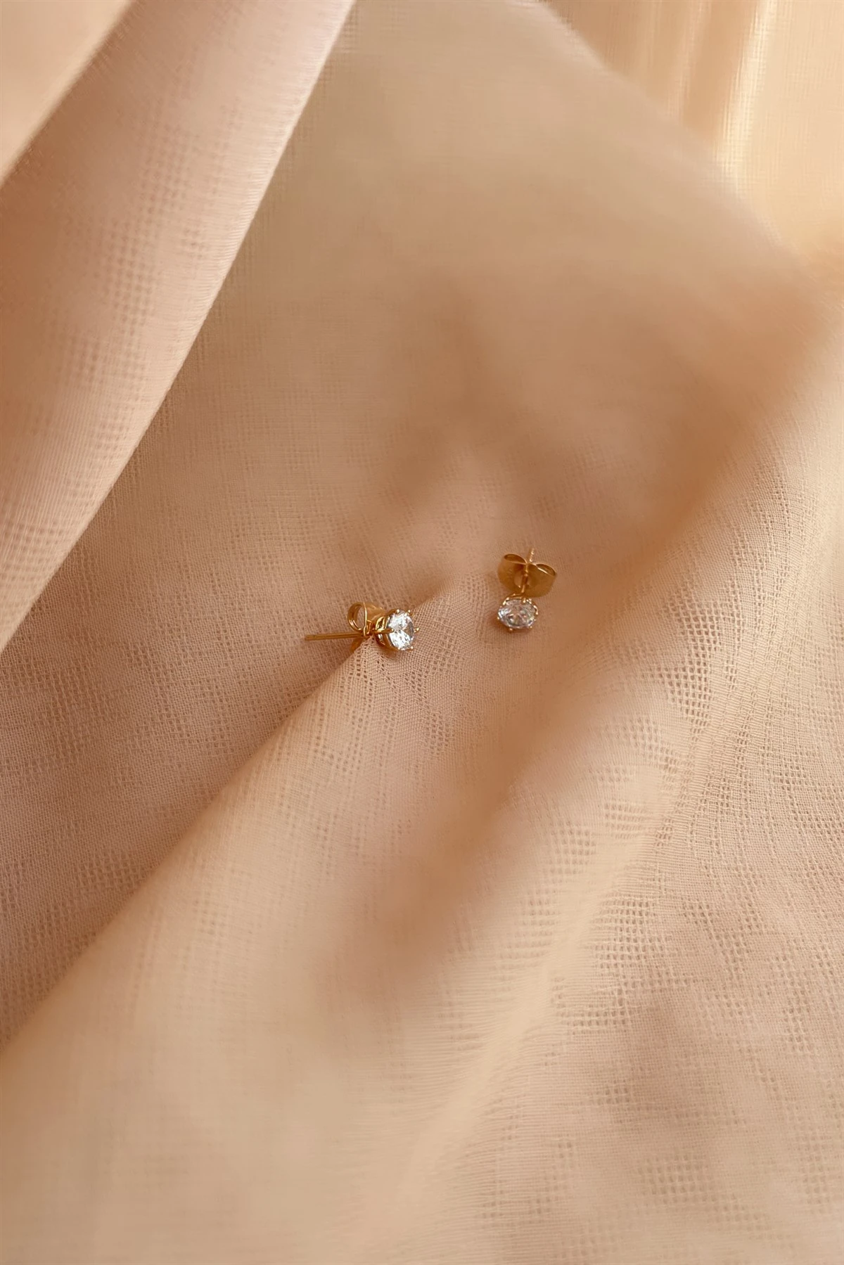 Tek Taş Özel Seri Küpe