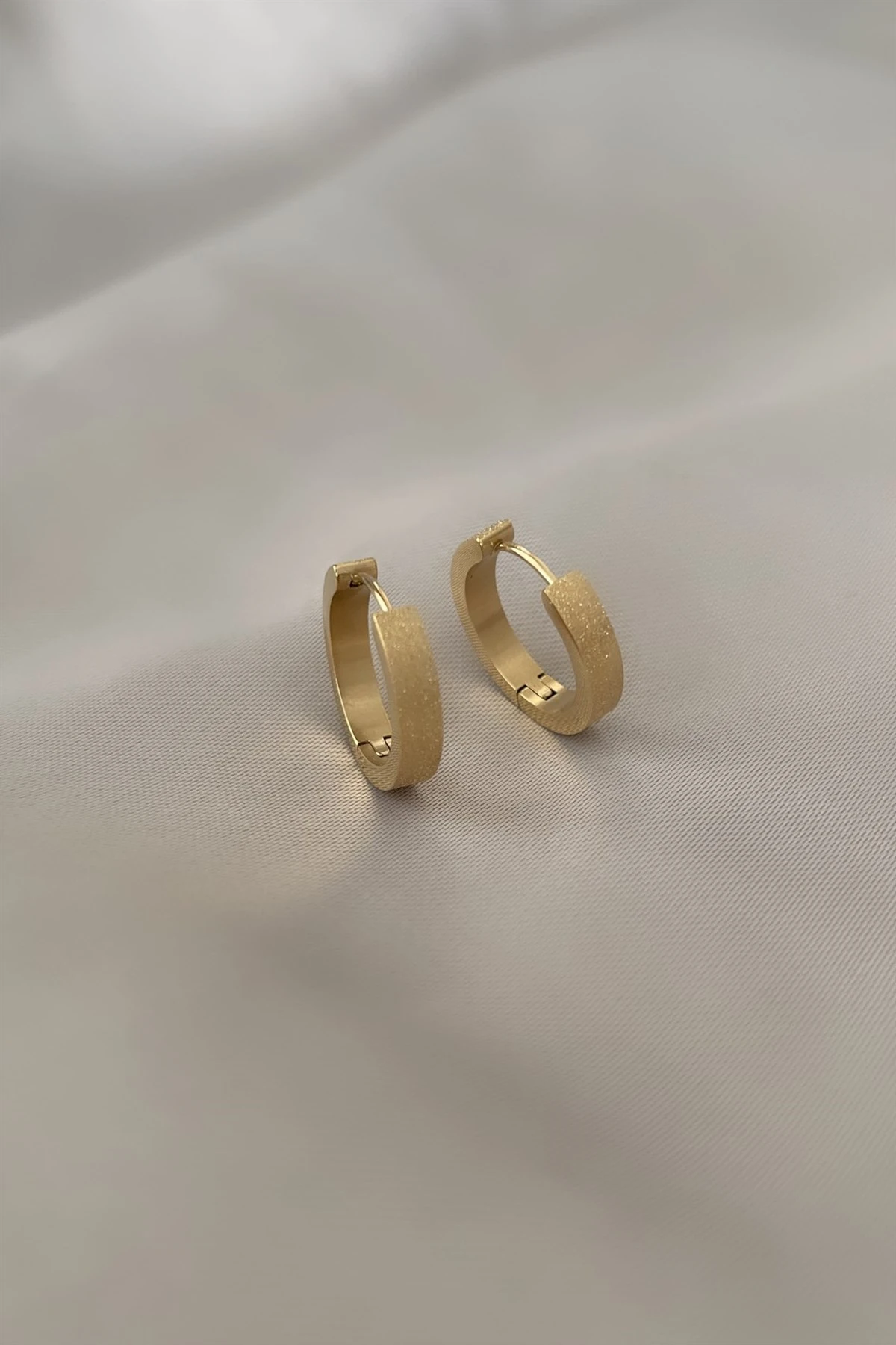 Simli Çelik Halka Küpe 2 Cm