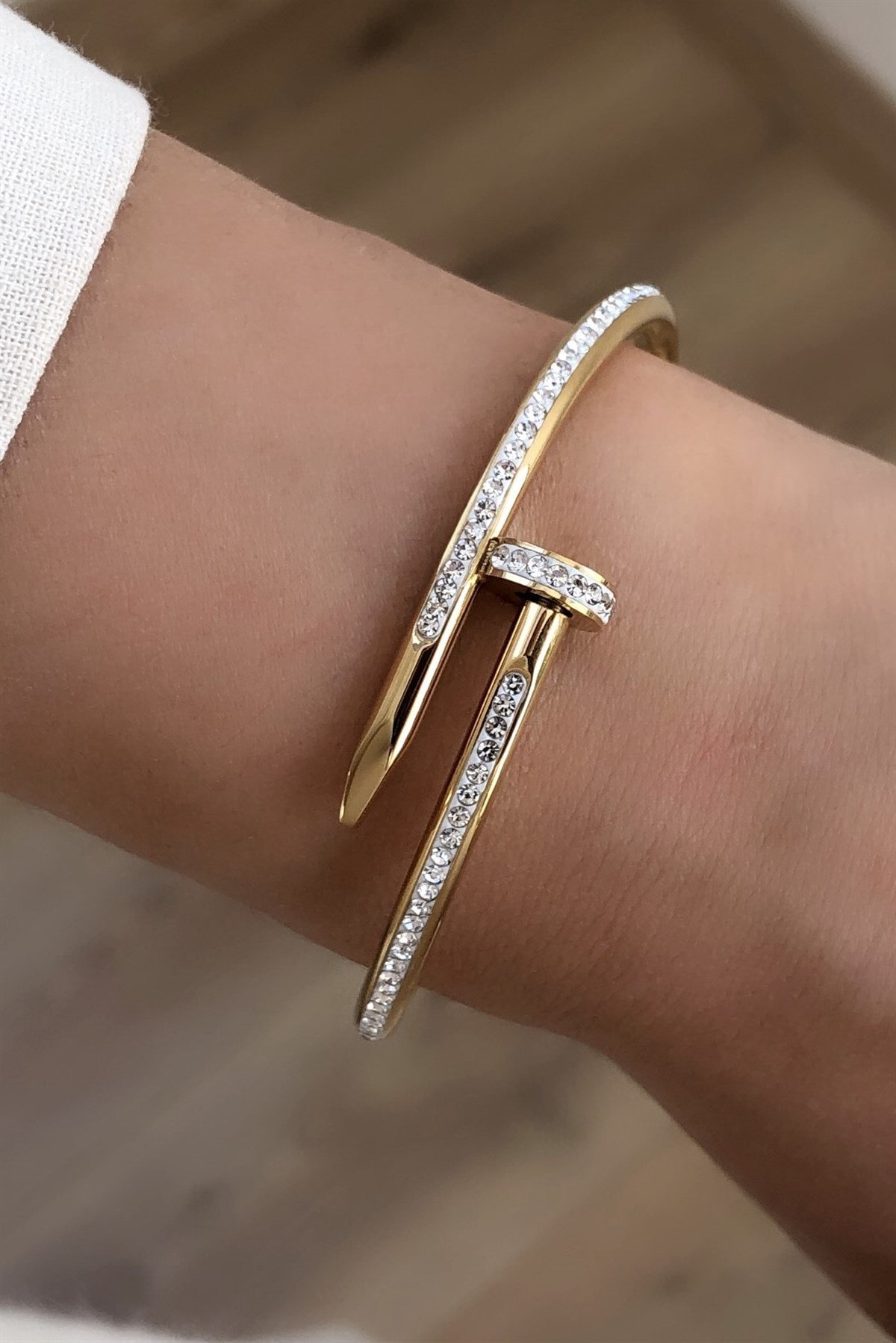Zirkon Taşlı Çivi Kelepçe Bileklik