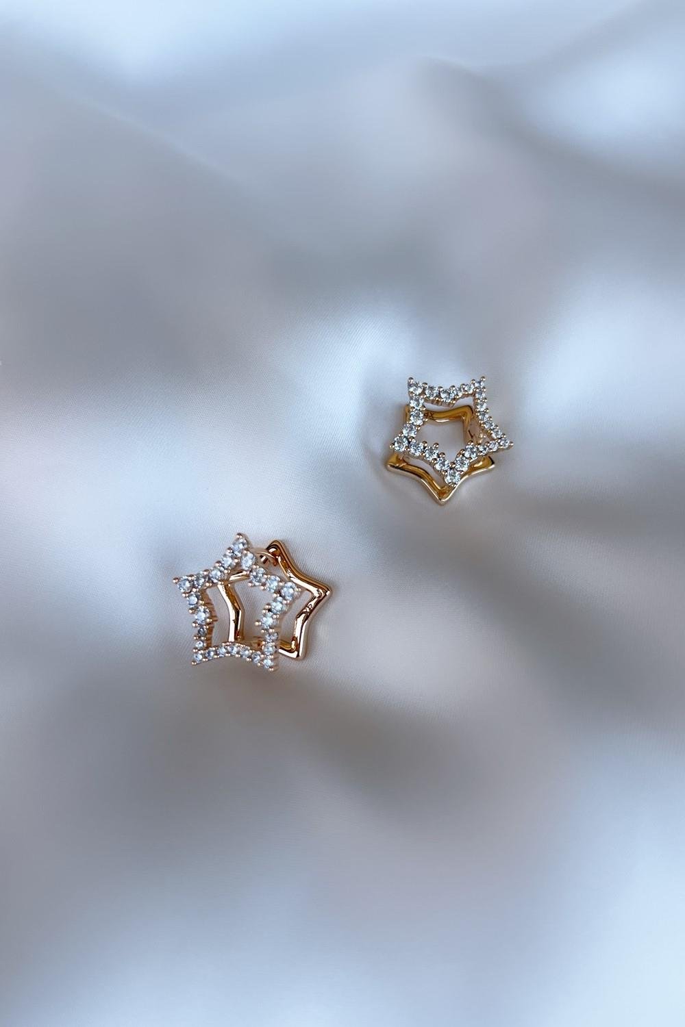 Twin Star Özel Seri Küpe