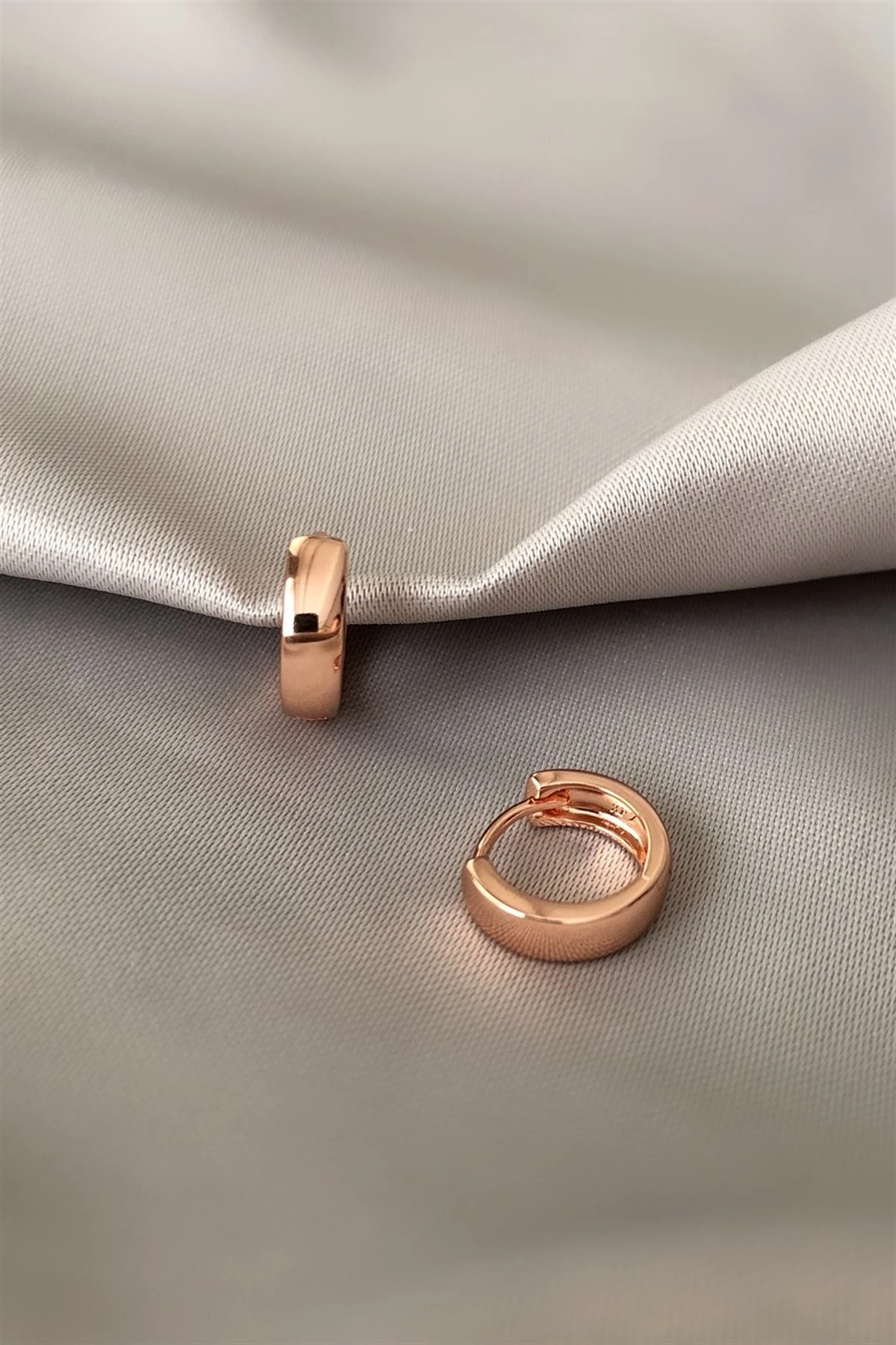 Özel Seri Halka Küpe