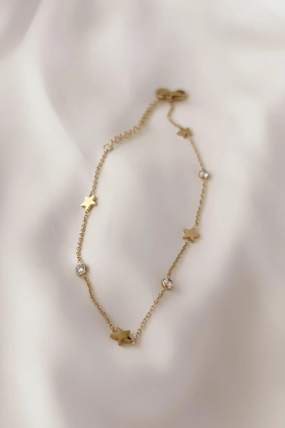 Stella Çelik Halhal