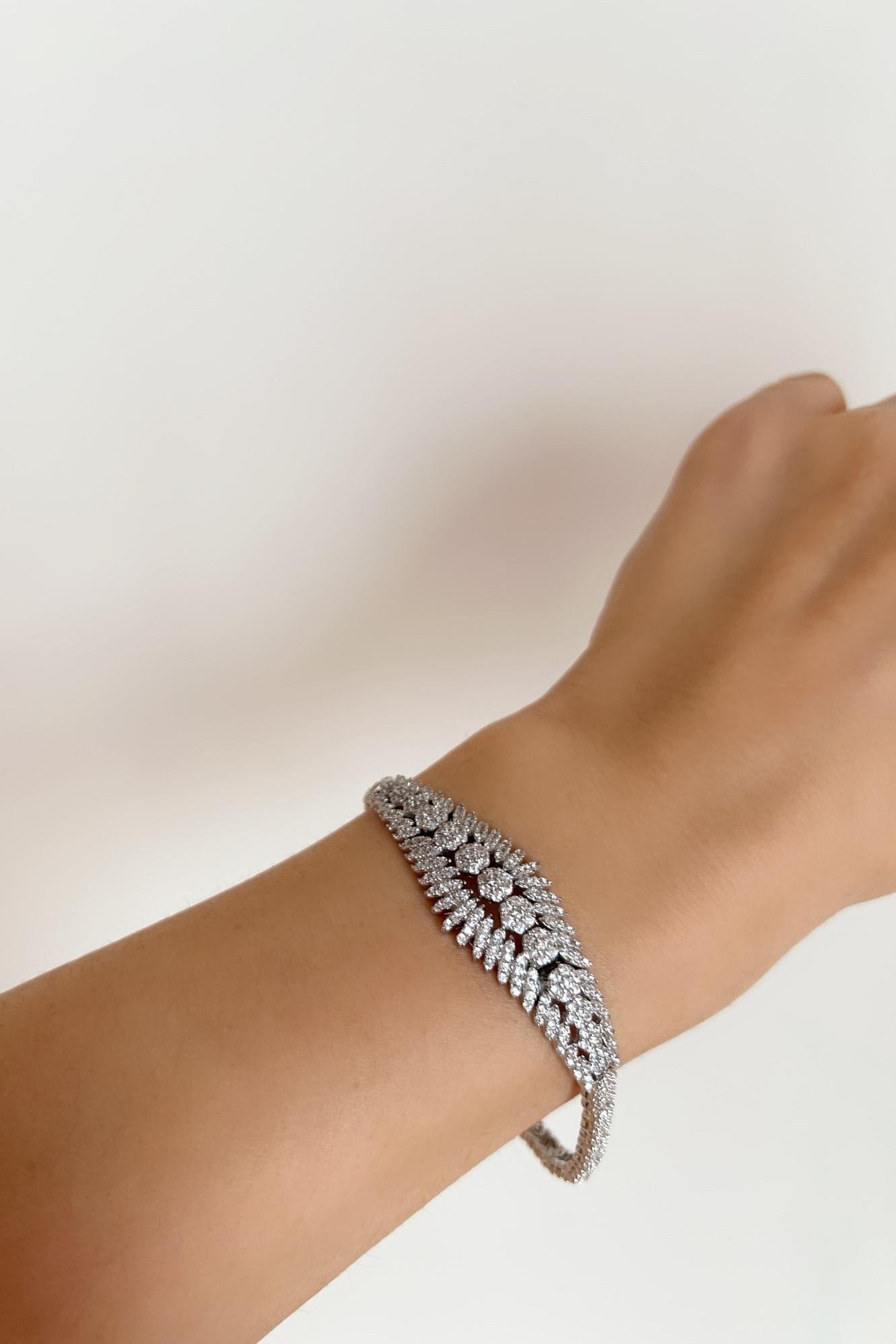 Pırlanta Model Zircon Özel Seri Bileklik