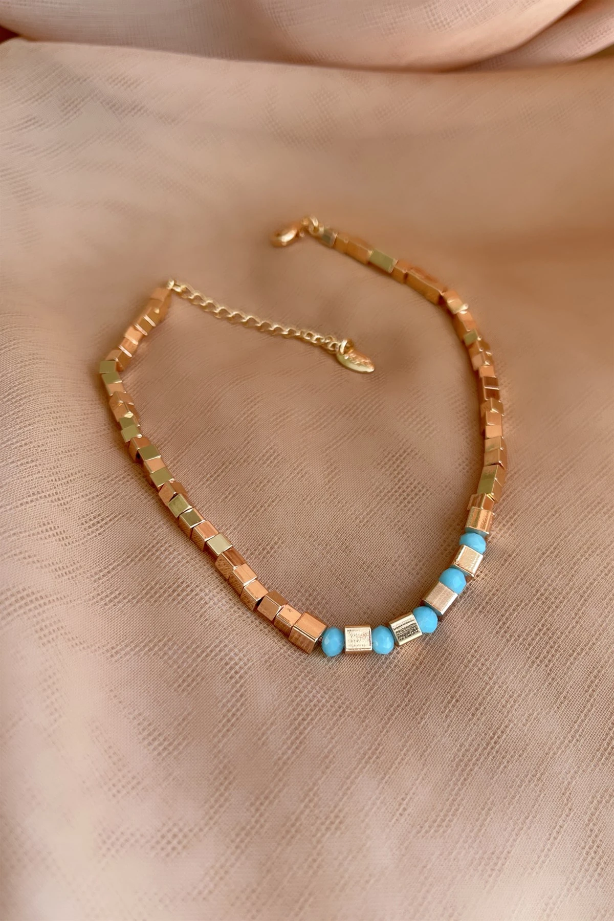 Cubic Özel Seri Halha