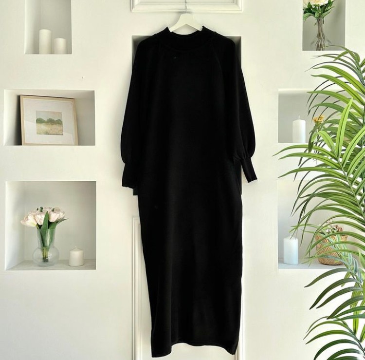 Bubble Sleeve Knit Dress - Black