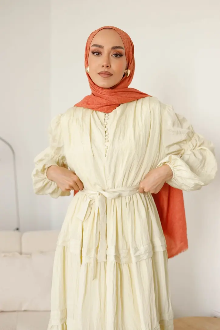 Güpürlü Volan Elbise..