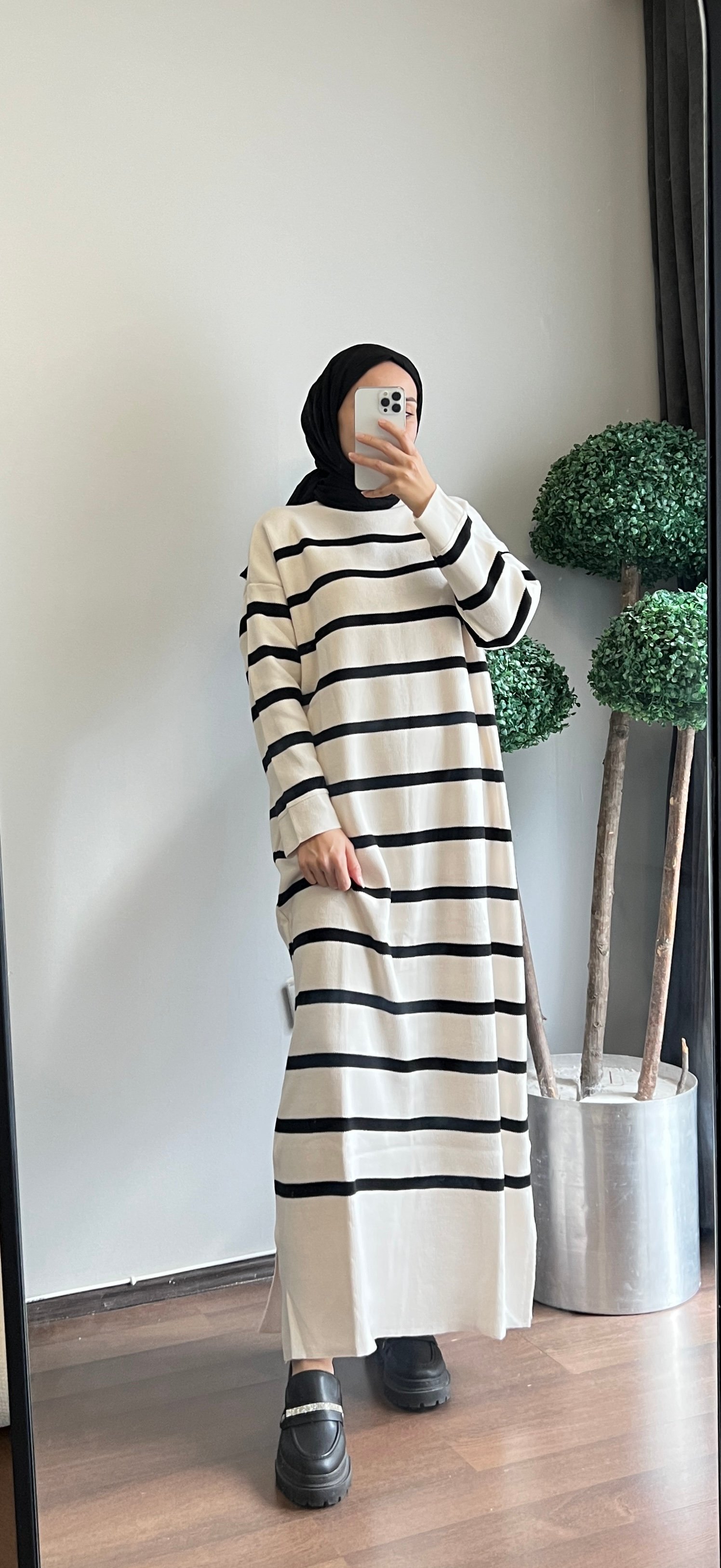 Striped Pattern Long Knit Dress