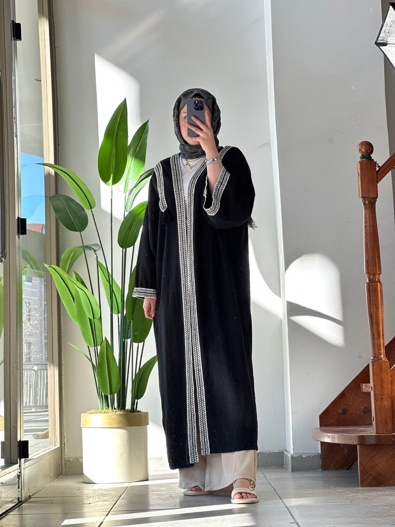 Keten Nakışlı Abaya/Kimono - Siyah