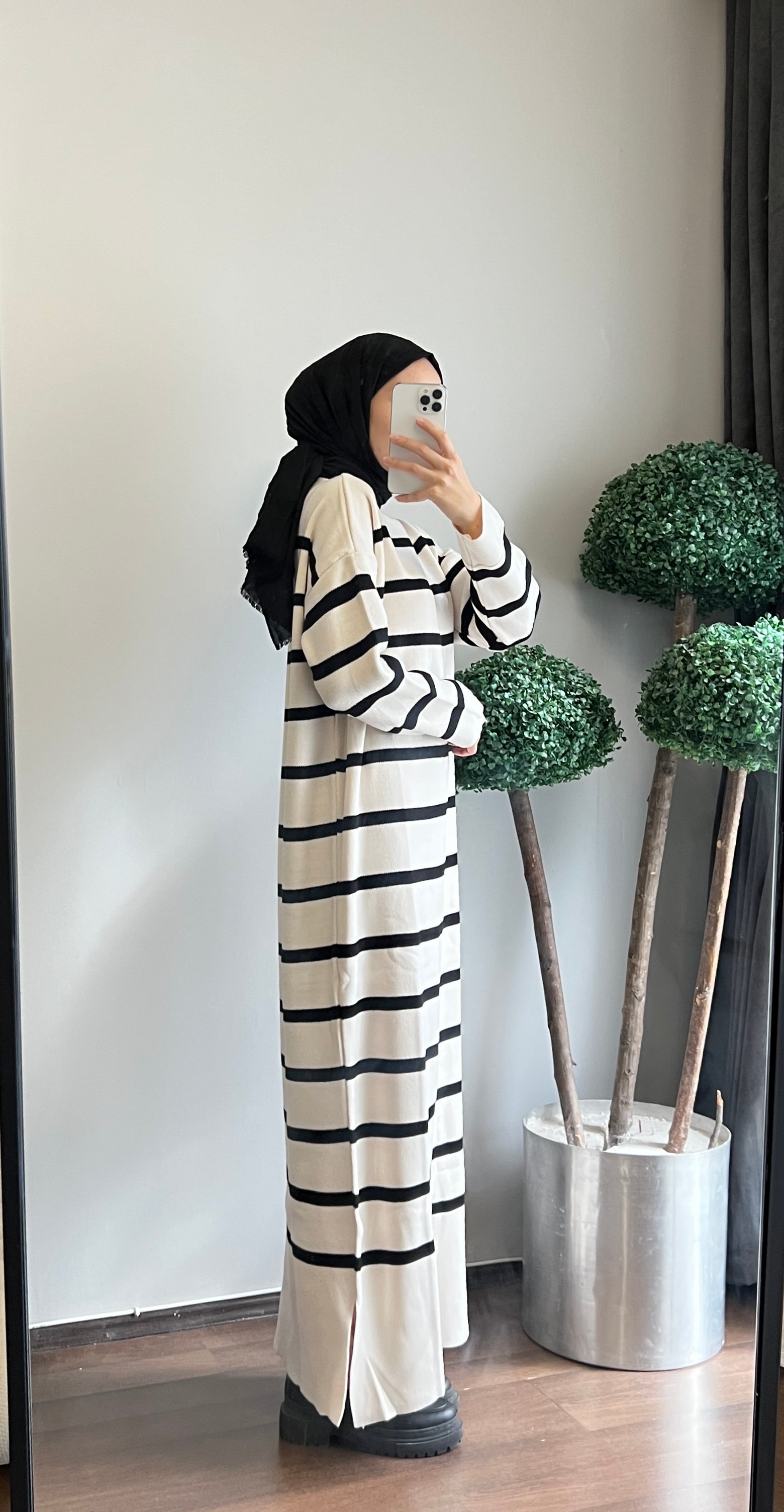 Striped Pattern Long Knit Dress