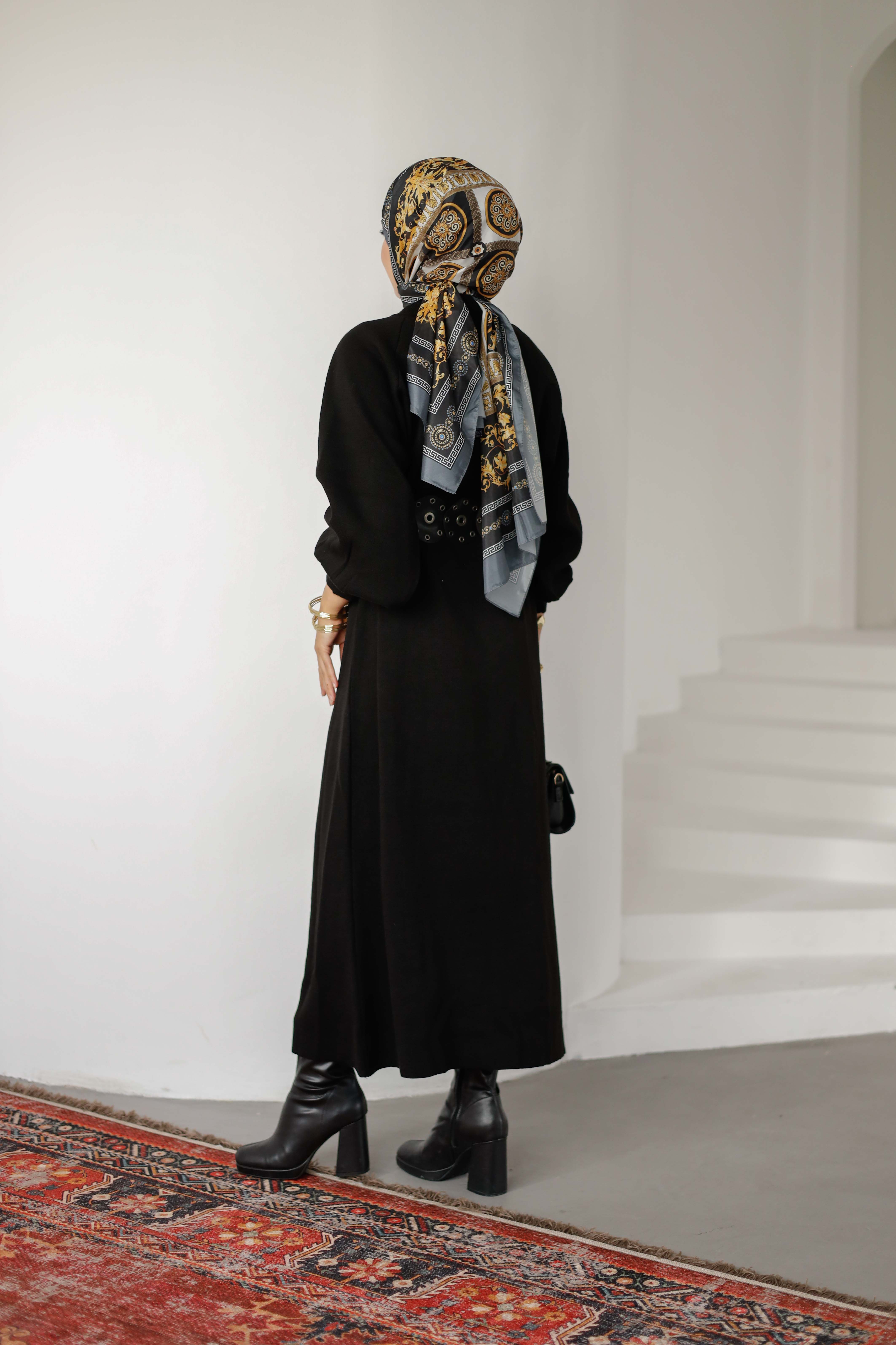 Düğmeli Sona Triko Elbise