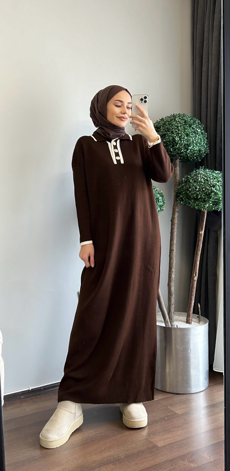 Buttoned Sona Knit Dress - Brown