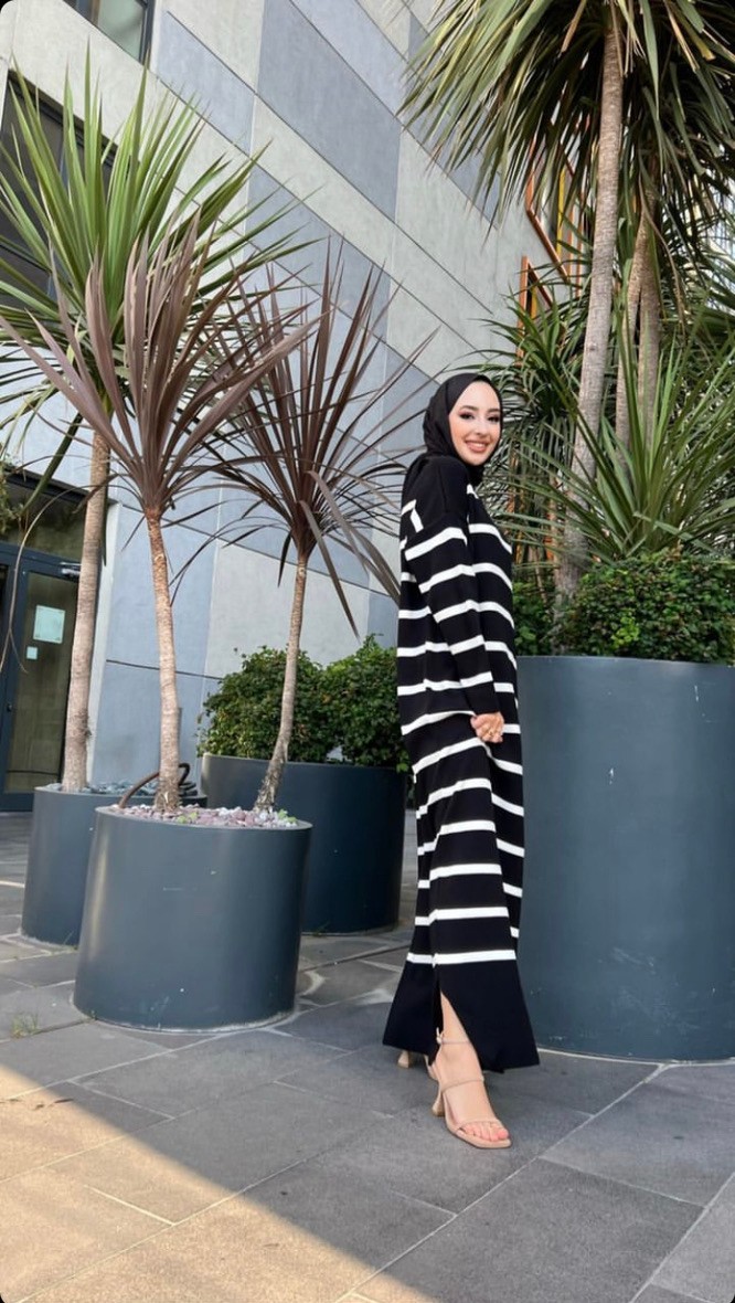 Striped Pattern Long Knit Dress - Black