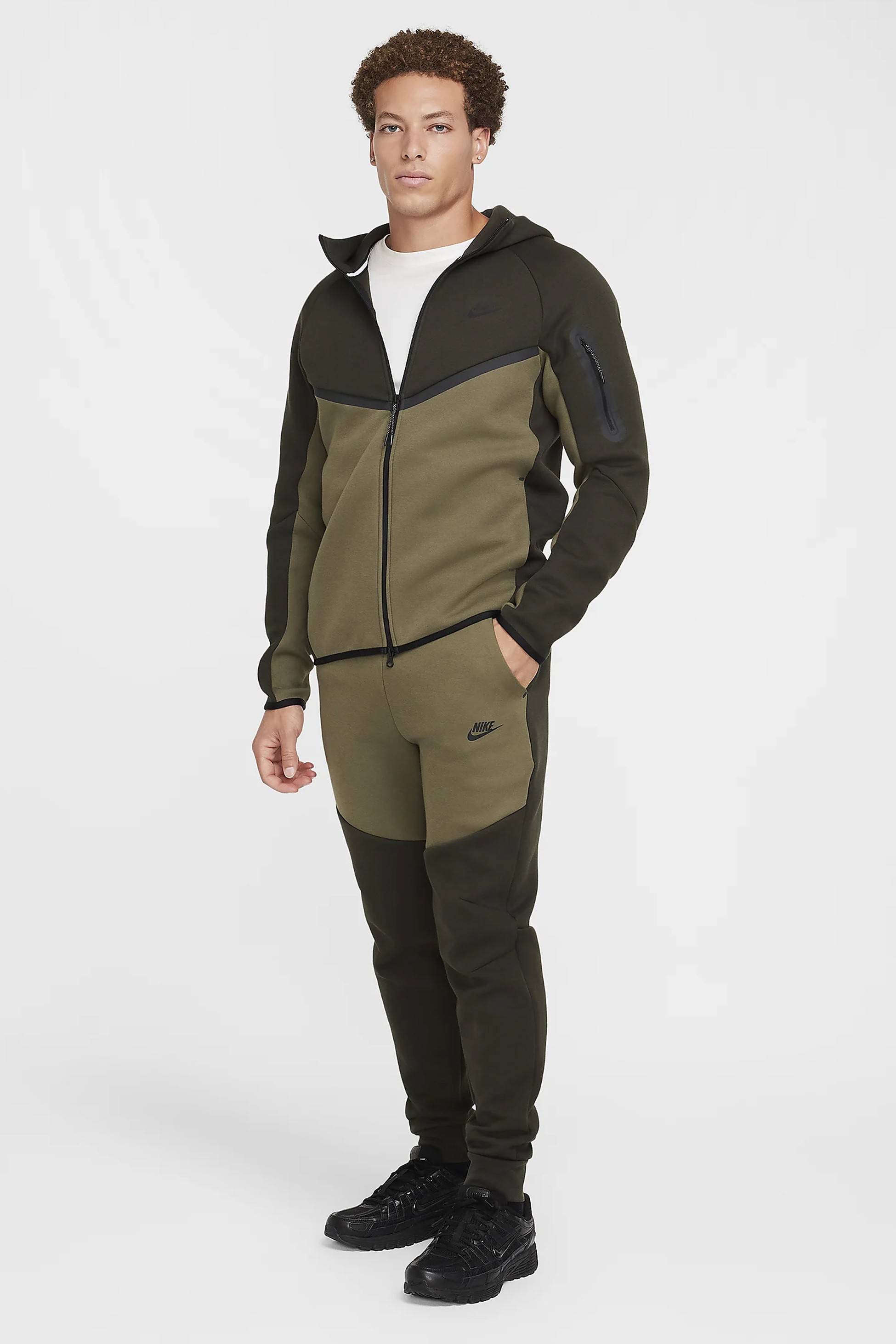 Tech Fleece Joggers - Sequoia/Medium Olive/Black