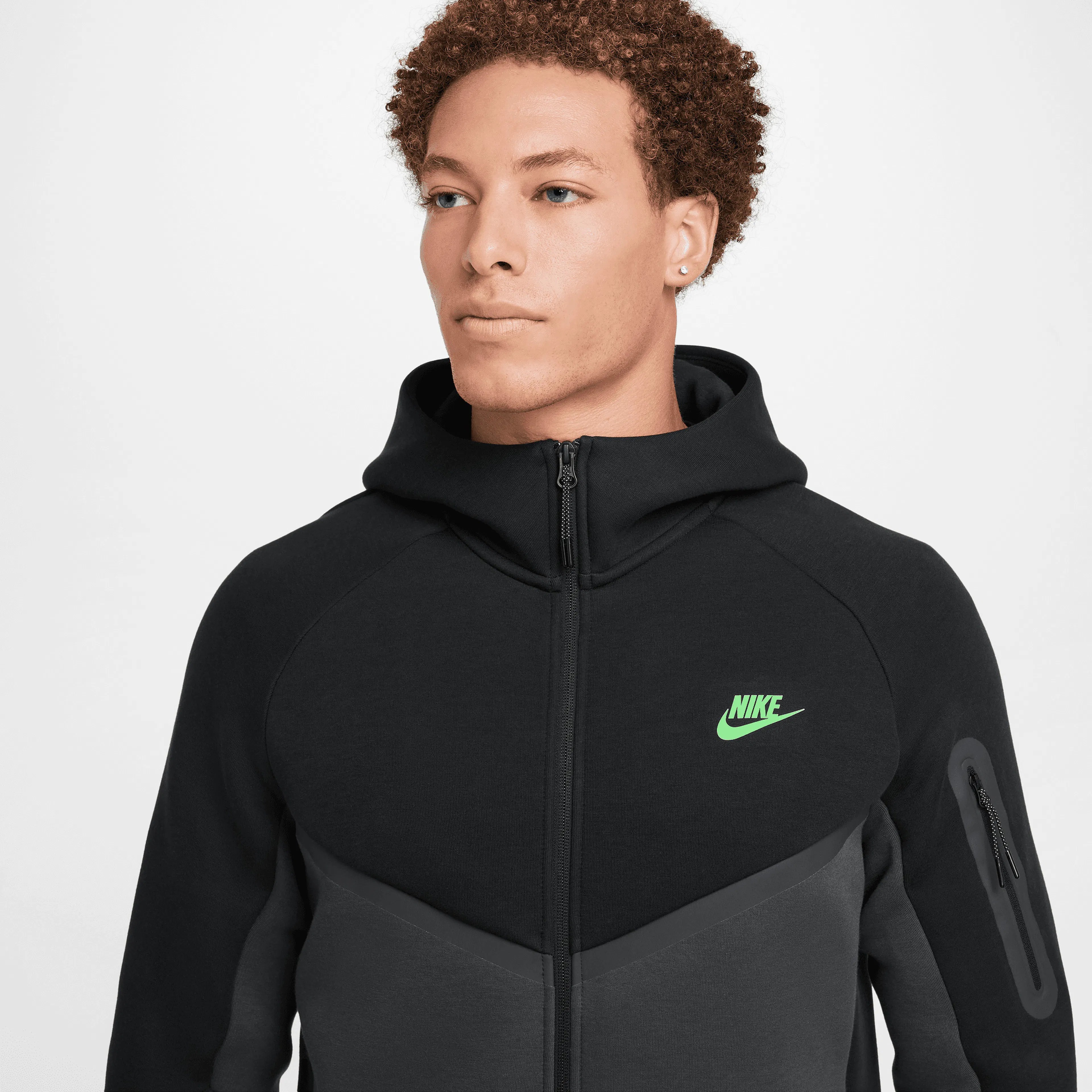 Tech Full-Zip Windrunner Hoodie - Black/Anthracite/Green Strike