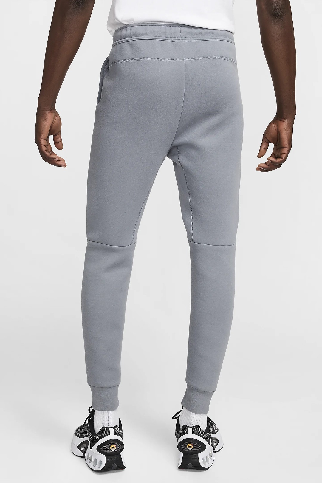 Yeni Tech Fleece Joggers - Cool Grey/Metallic Gold