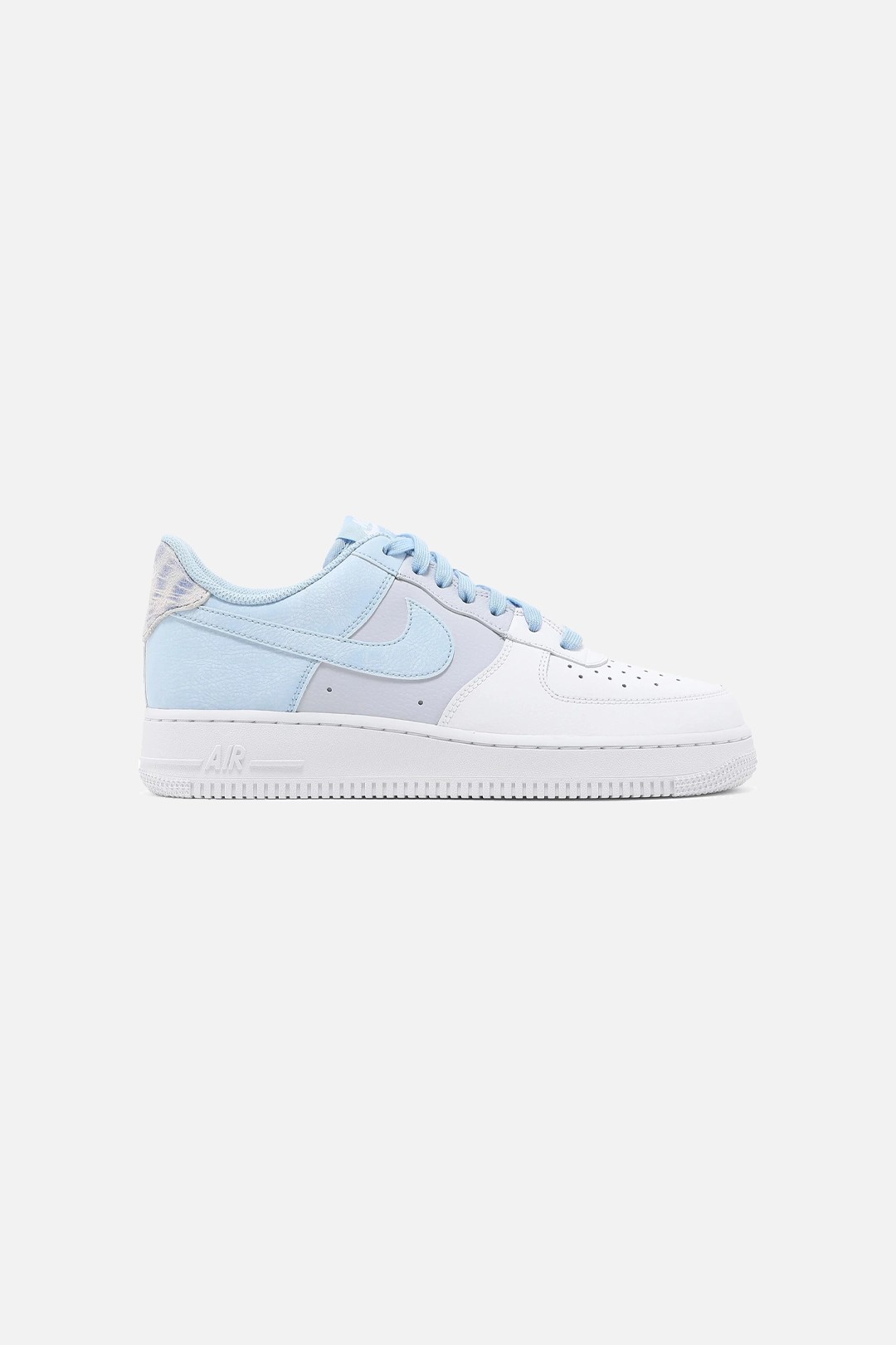 Air Force 1 '07 LV8 'Psychic Blue'