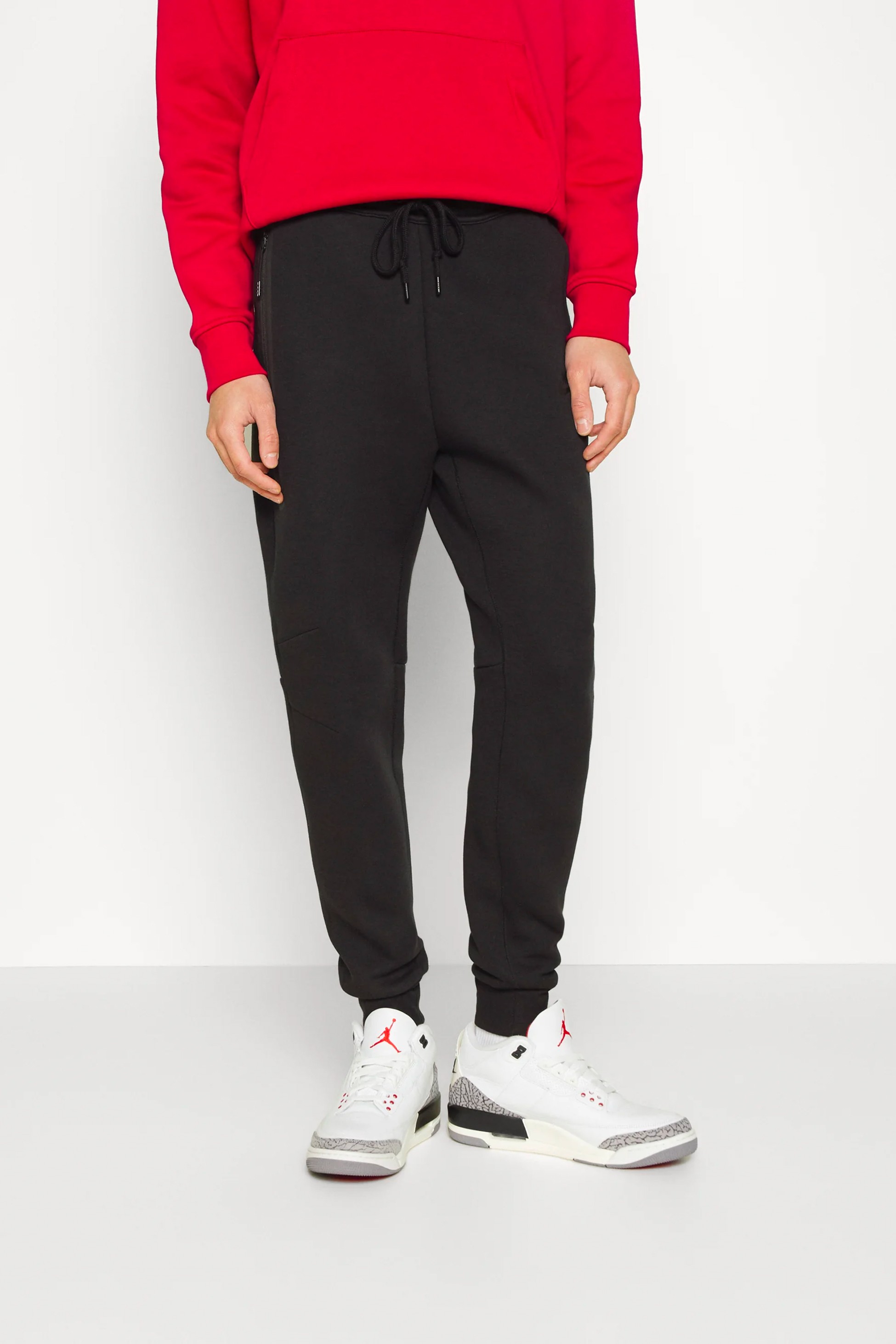 Yeni Tech Fleece Joggers