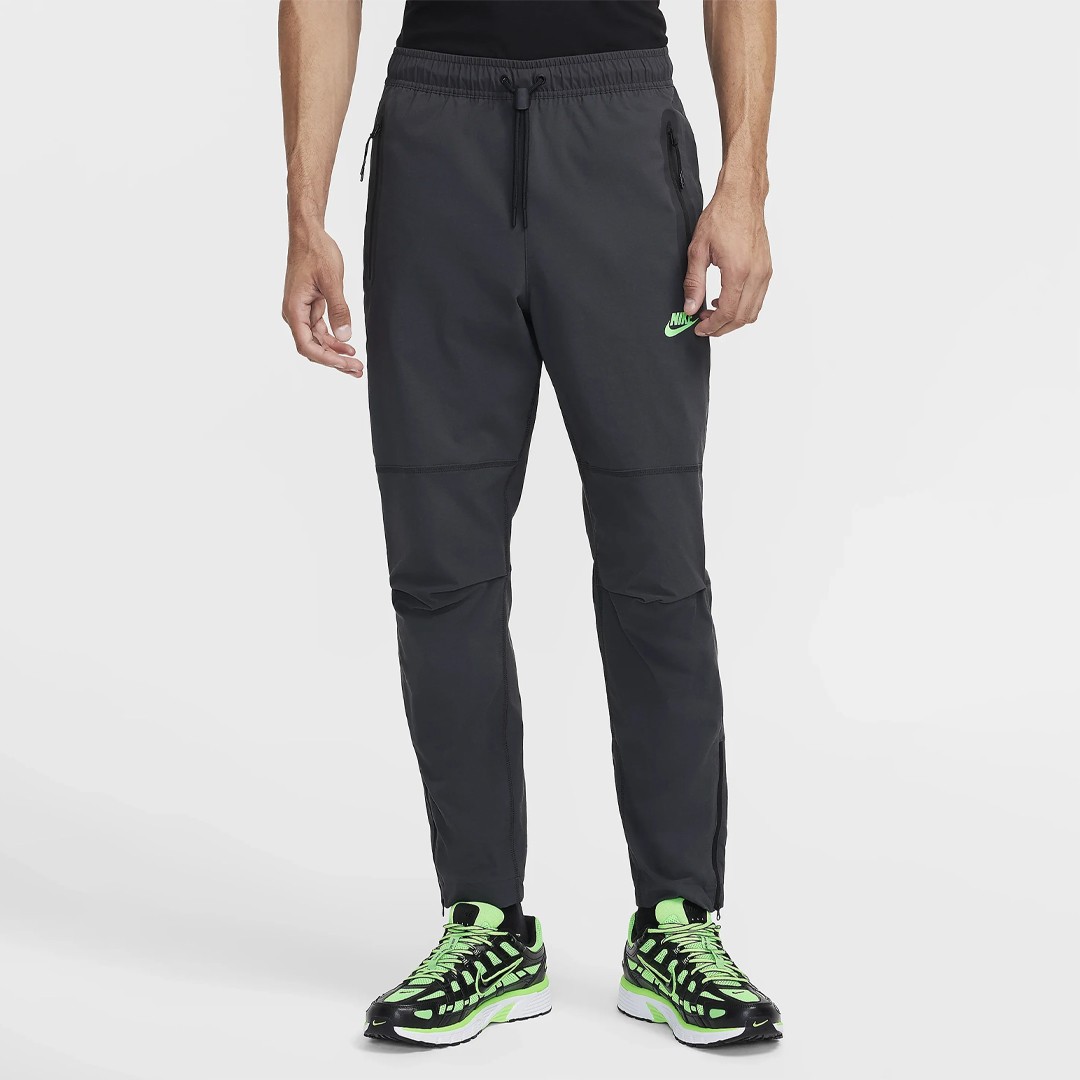 Tech Woven Trousers - Black/Anthracite/Green Strike