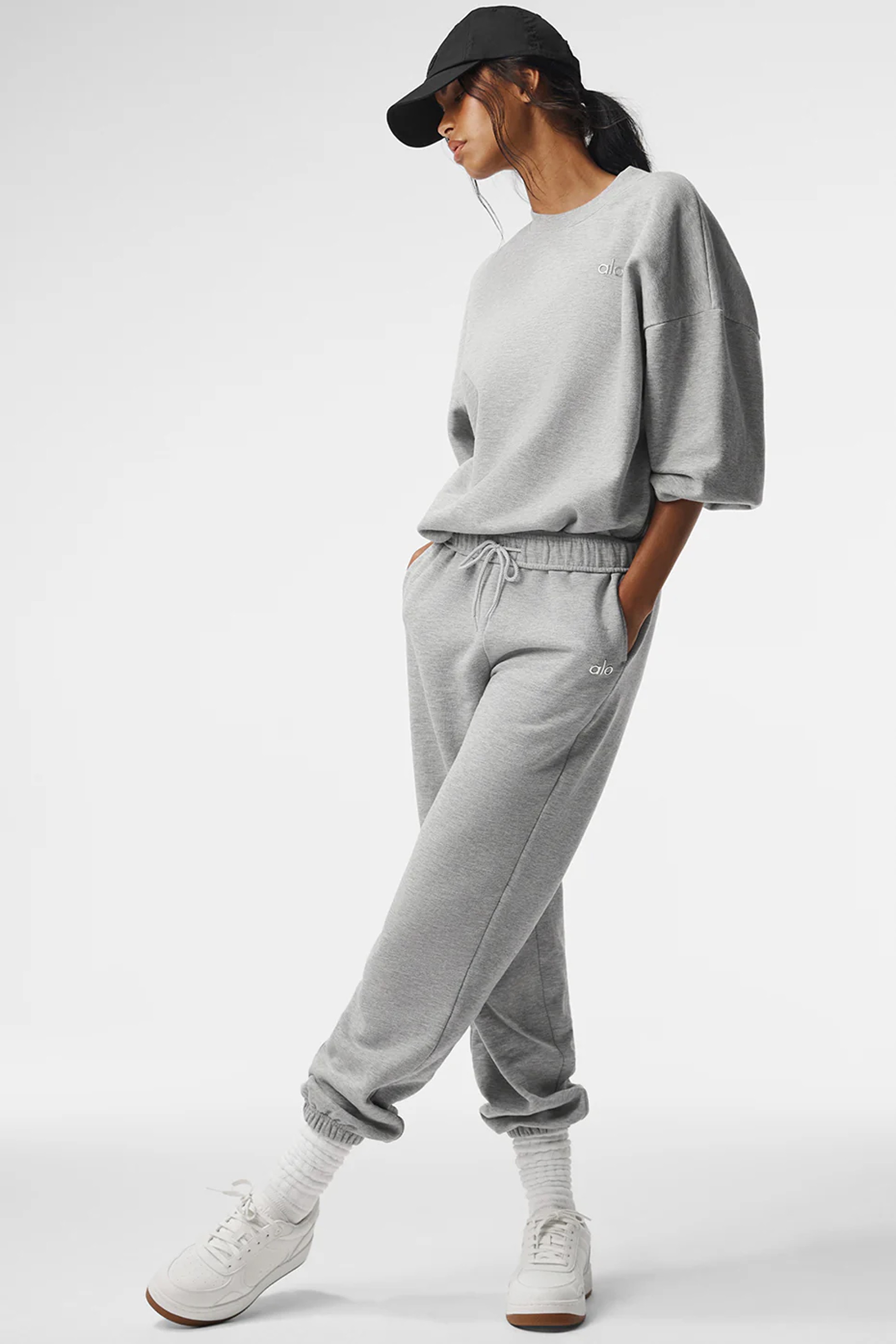 Accolade Straight Leg Sweatpant  - Gri