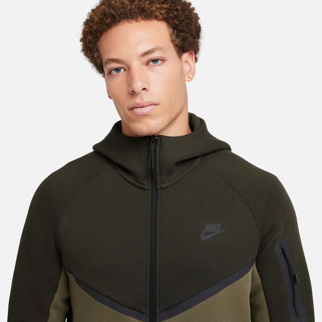 Tech Full-Zip Windrunner Hoodie - Sequoia/Medium Olive/Black