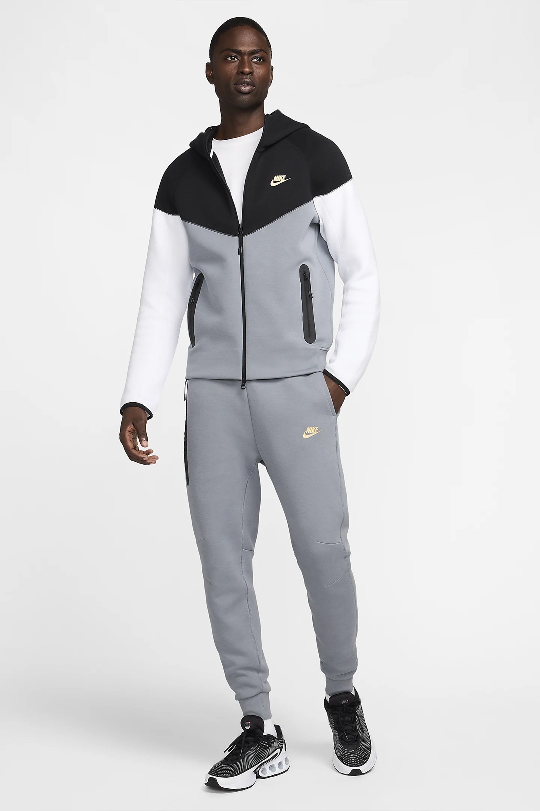 Yeni Tech Fleece Joggers - Cool Grey/Metallic Gold