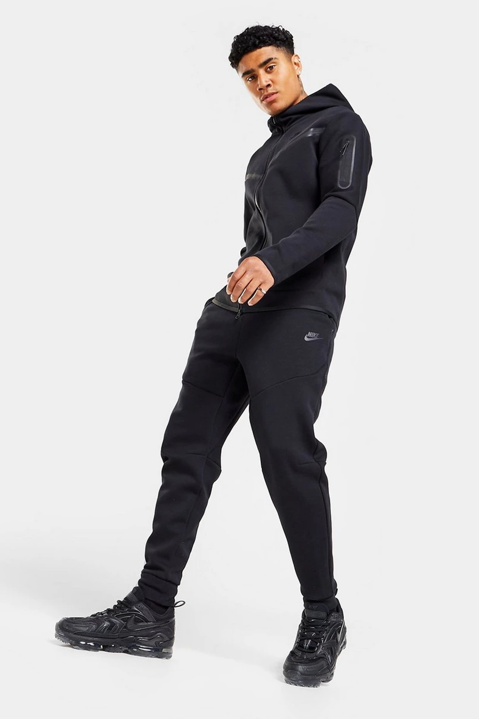 Tech Fleece Joggers - Black/Black