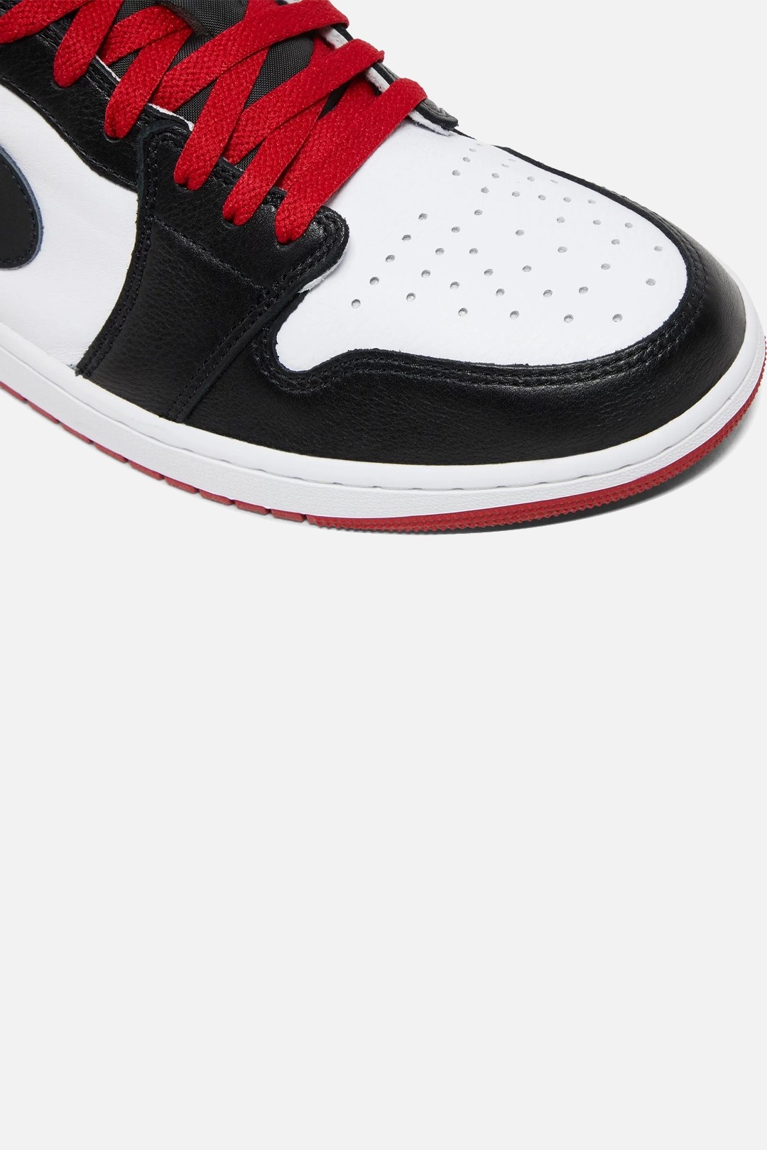 Air Jordan 1 Retro Low OG 'Black Toe'