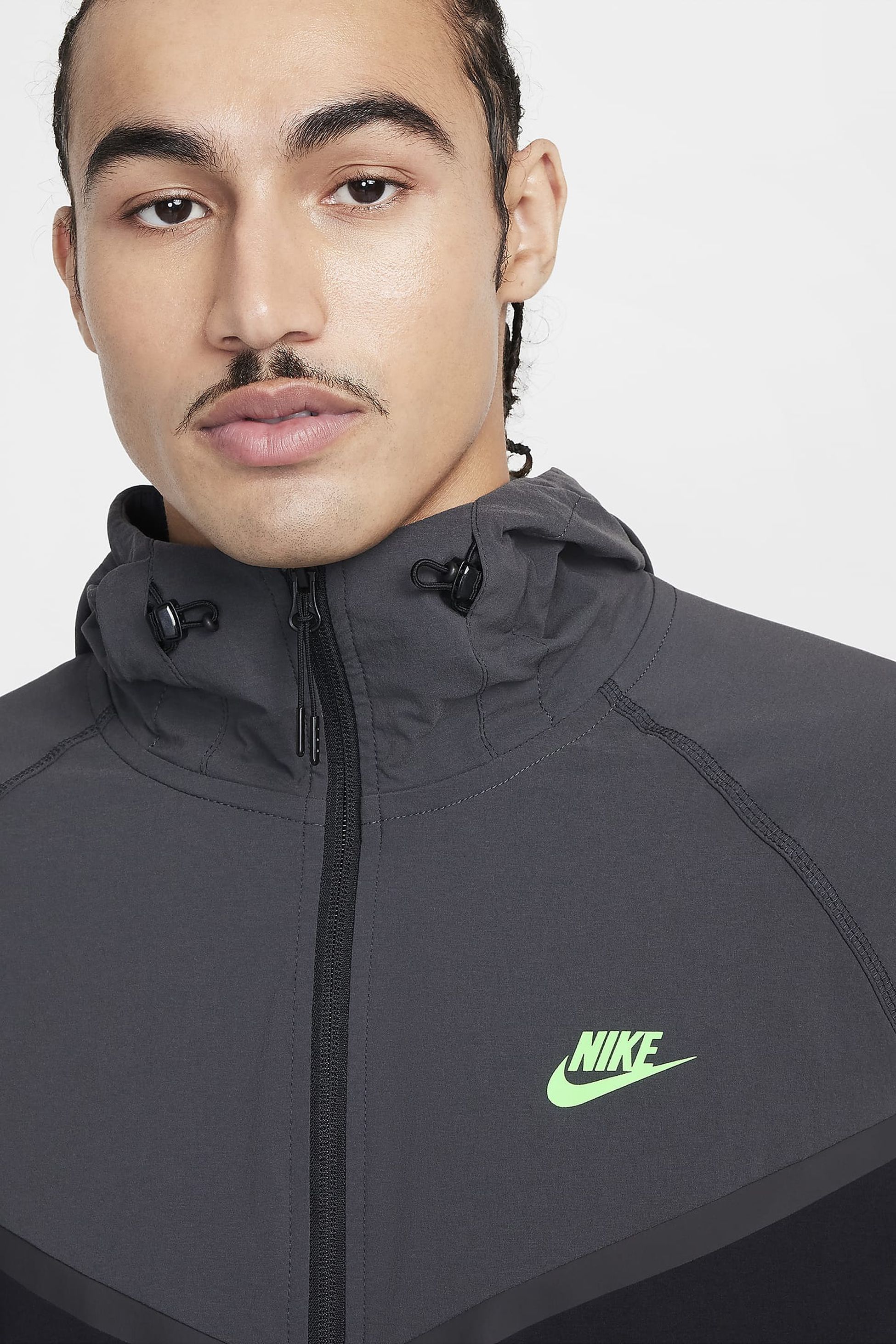 Nike Tech Woven Jacket - Black/Anthracite/Green Strike