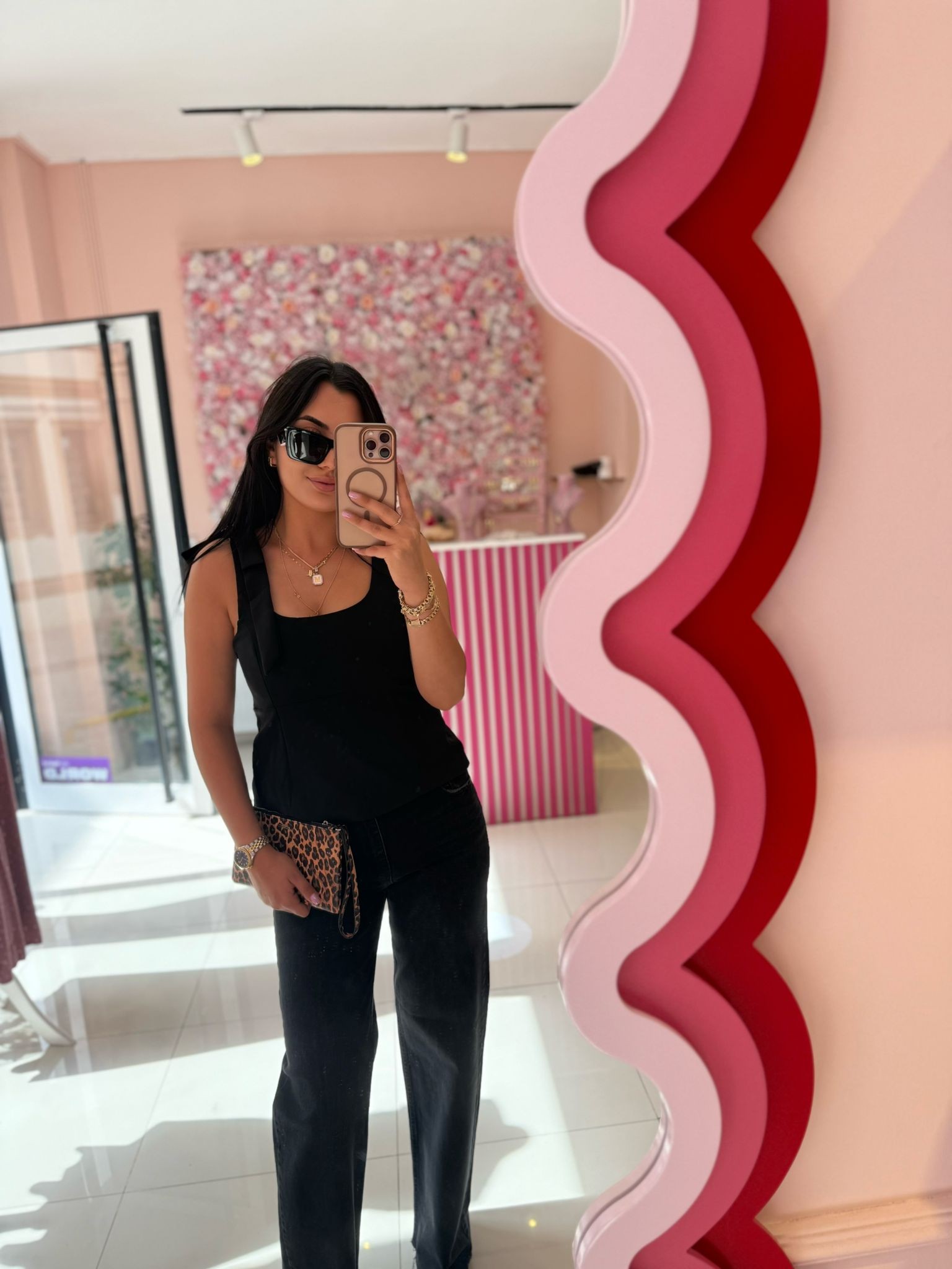 🖤 Siyah ve Pembe Fiyonk Askılı Bluz 🖤