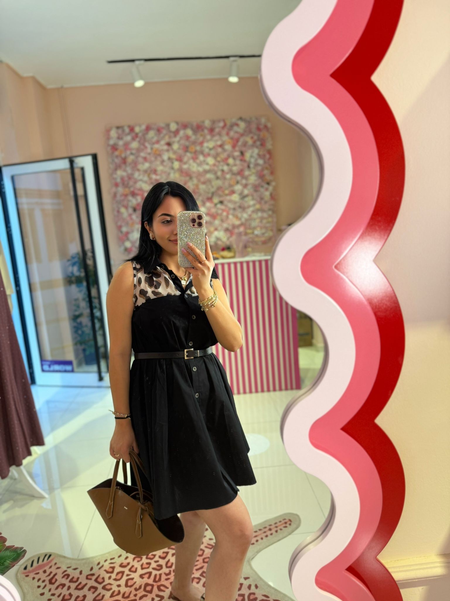 🖤 Siyah Gömlek Elbise Şıklığı 🖤