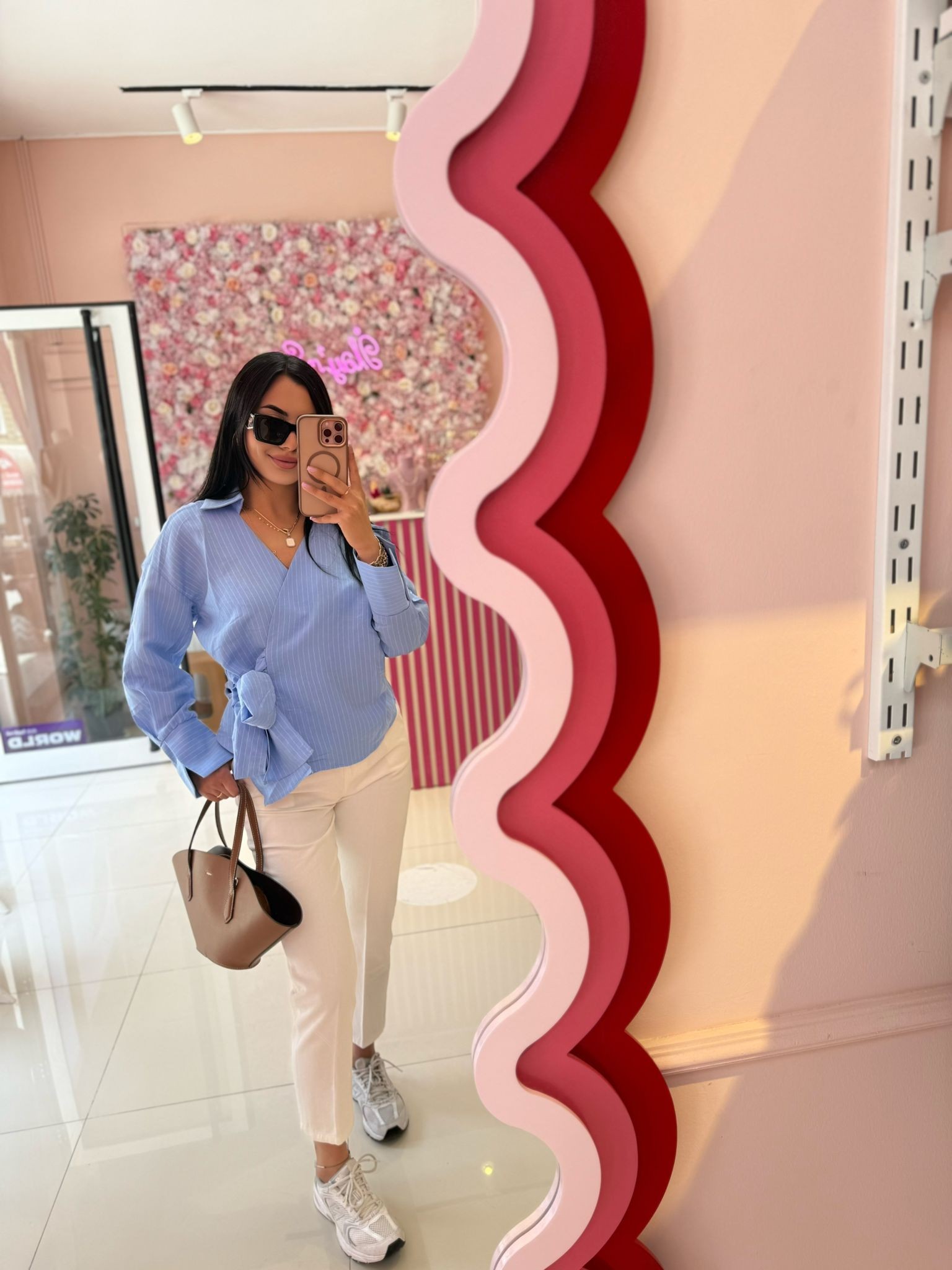 🌸 Beyaz Mom Pantalon "Sade ama etkili bir stil arayanlara!"