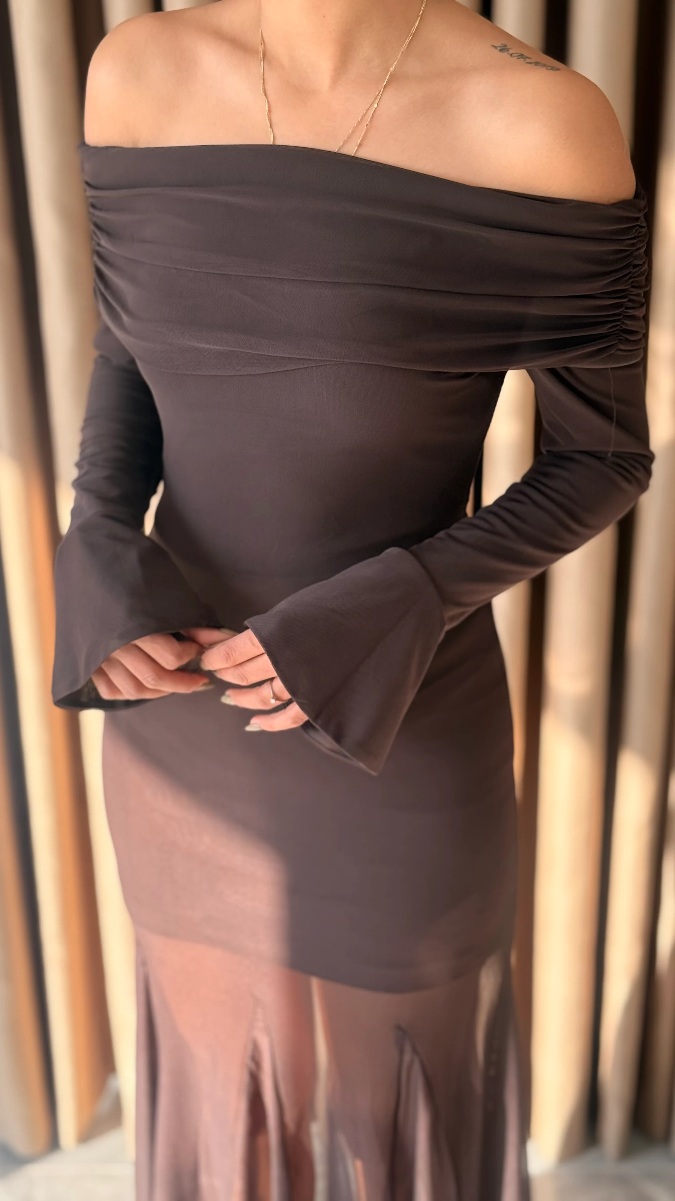 Madonna Yaka Eteği Tül Elbise