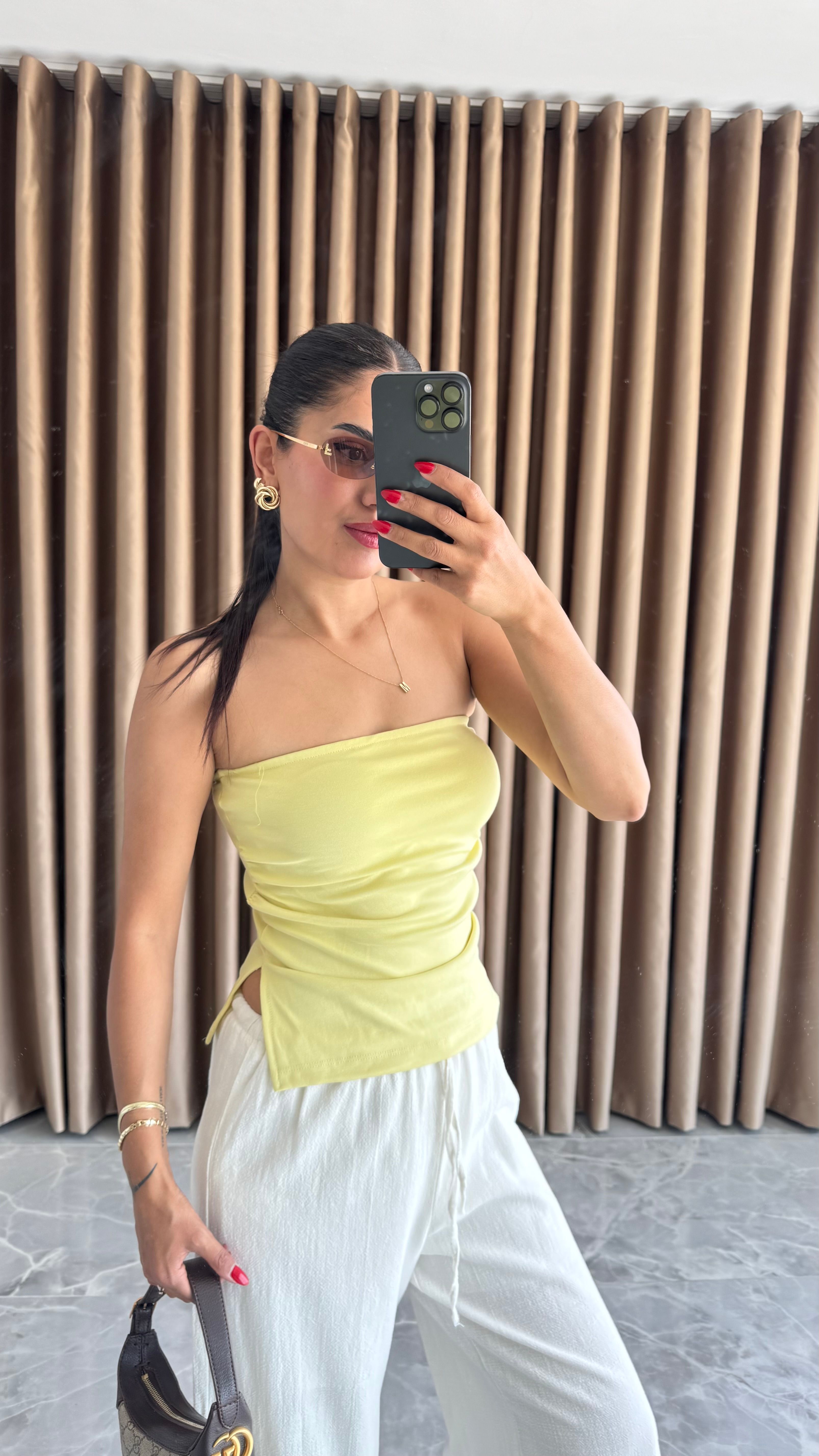 SARI STRAPLEZ YIRTMAÇLI BLUZ