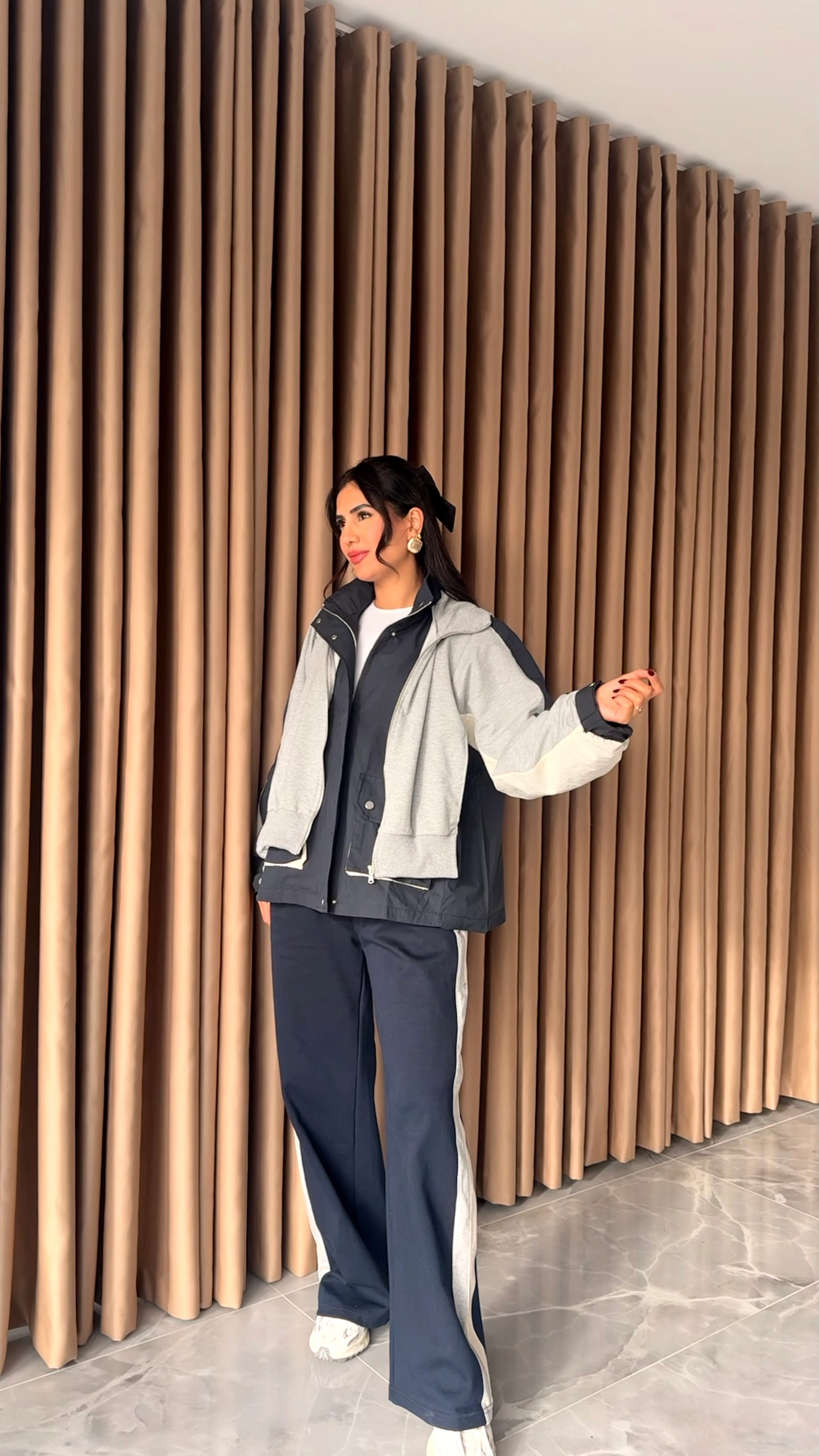 Lacivert Gri Kapşonlu Garnili Takım