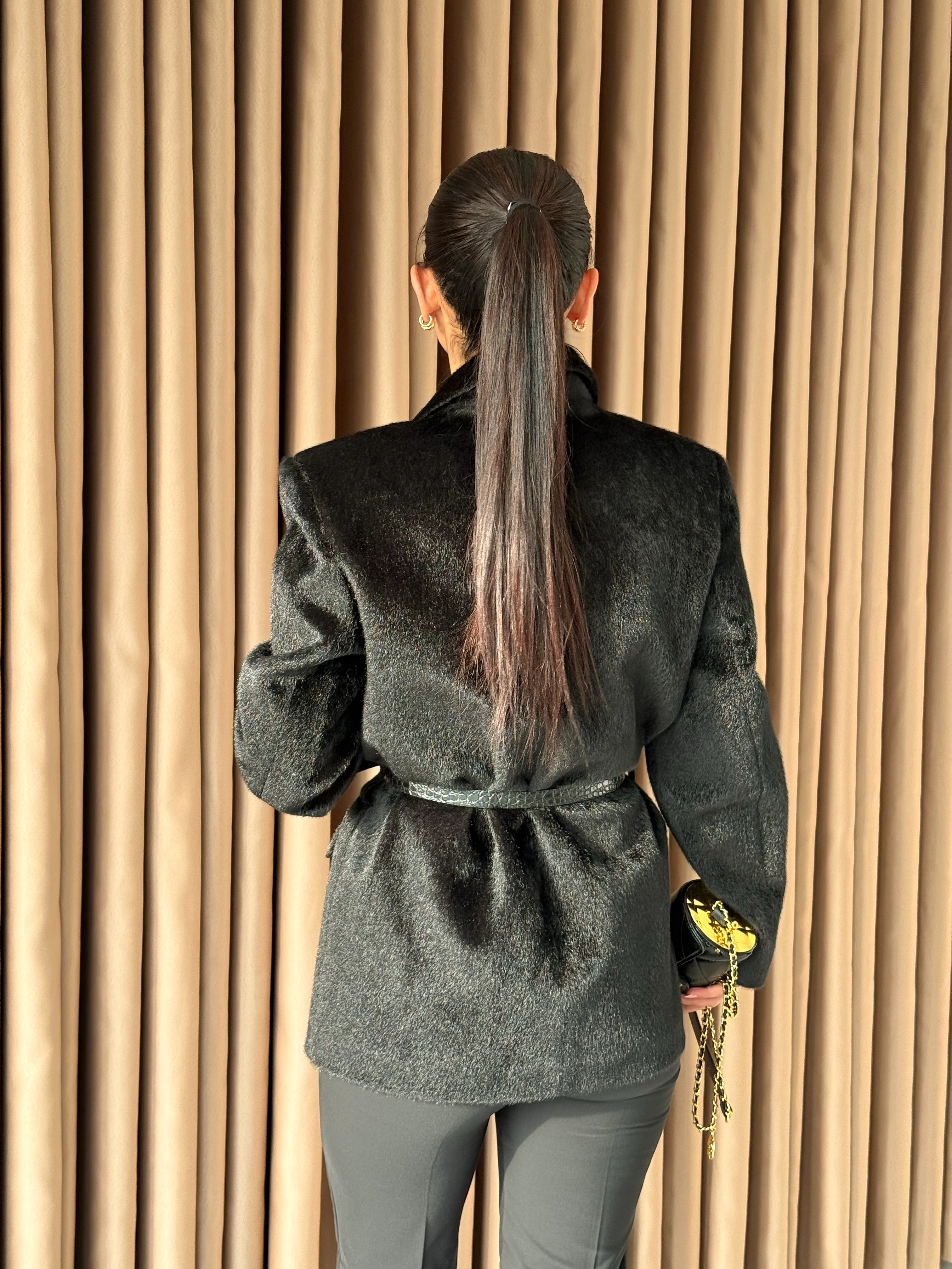 Siyah Kemerli Blazer Ceket