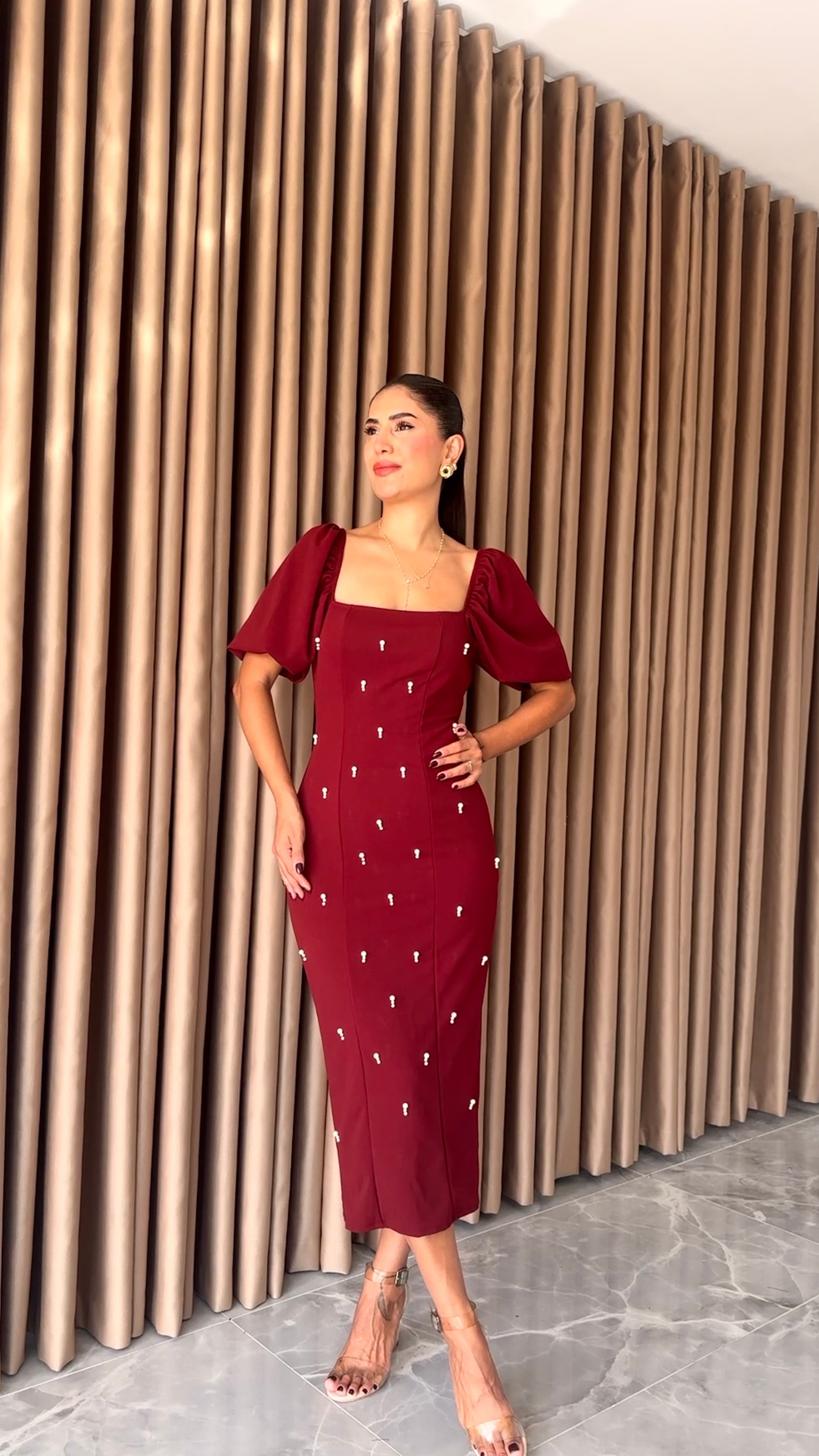 kare Yaka Bordo Boncuk Detaylı Elbşse