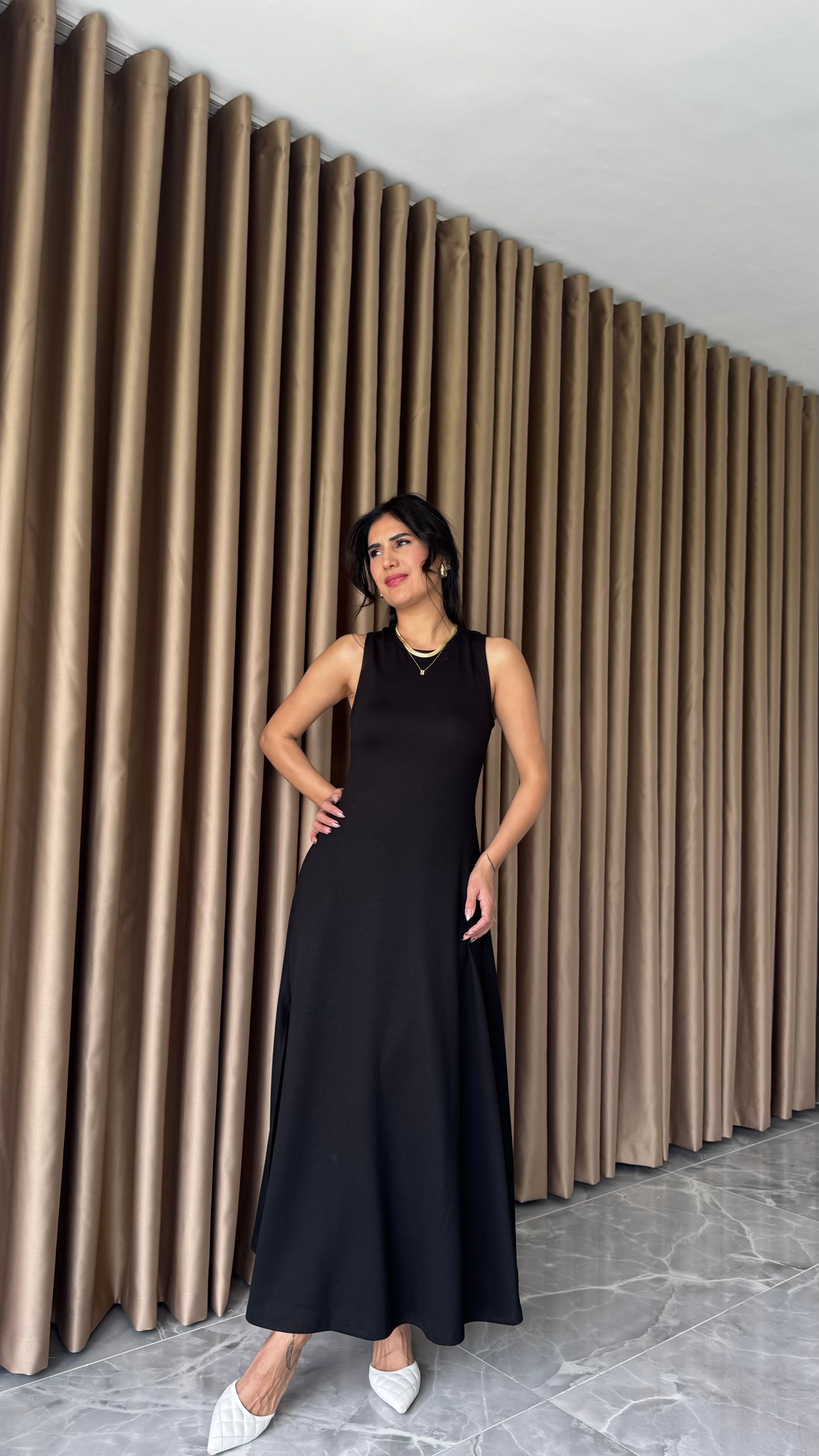 SIRTI ÇAPRAZ MİDİ ÇAN SİYAH ELBİSE