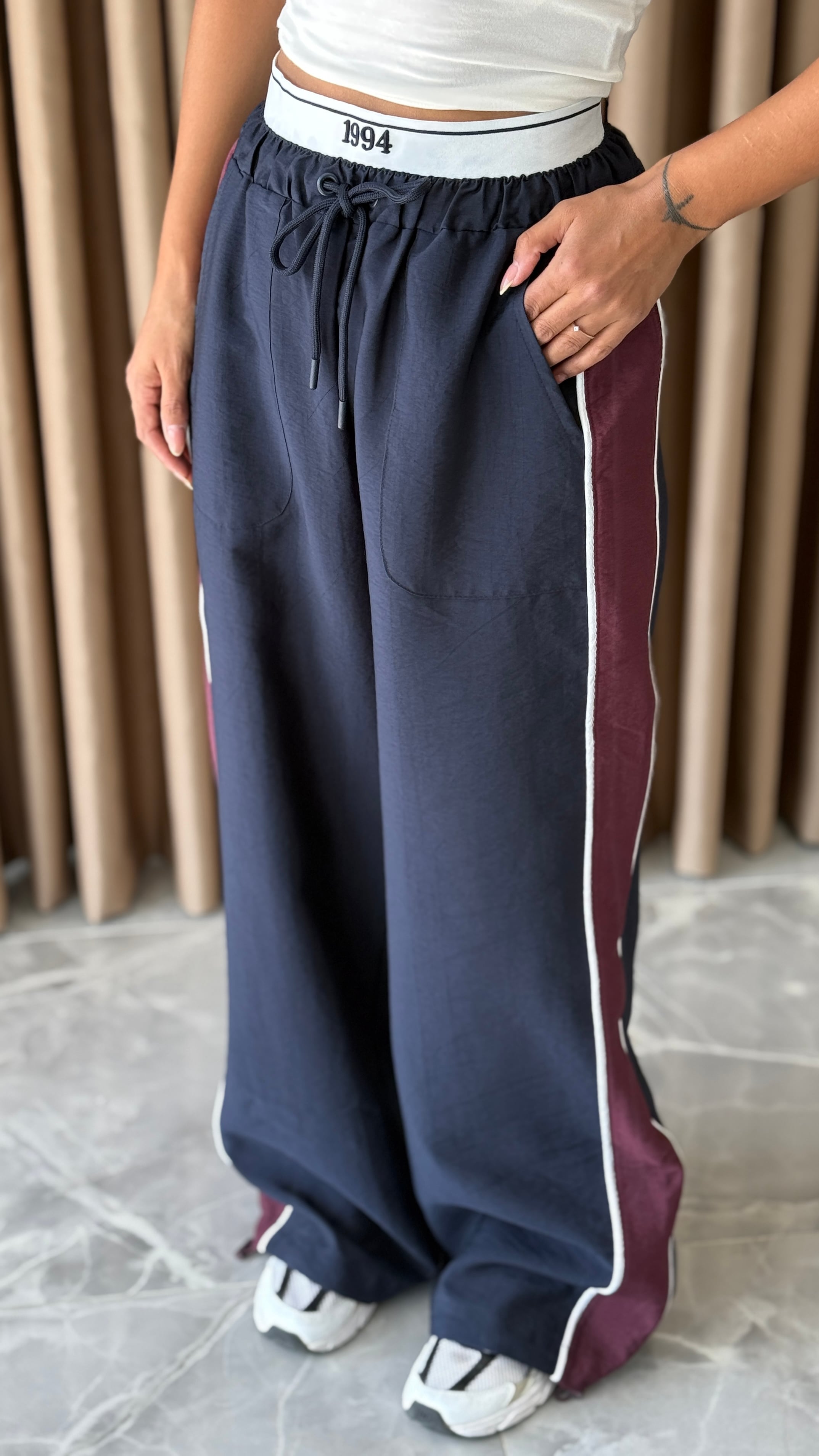 Paraşüt Şeritli Pantolon
