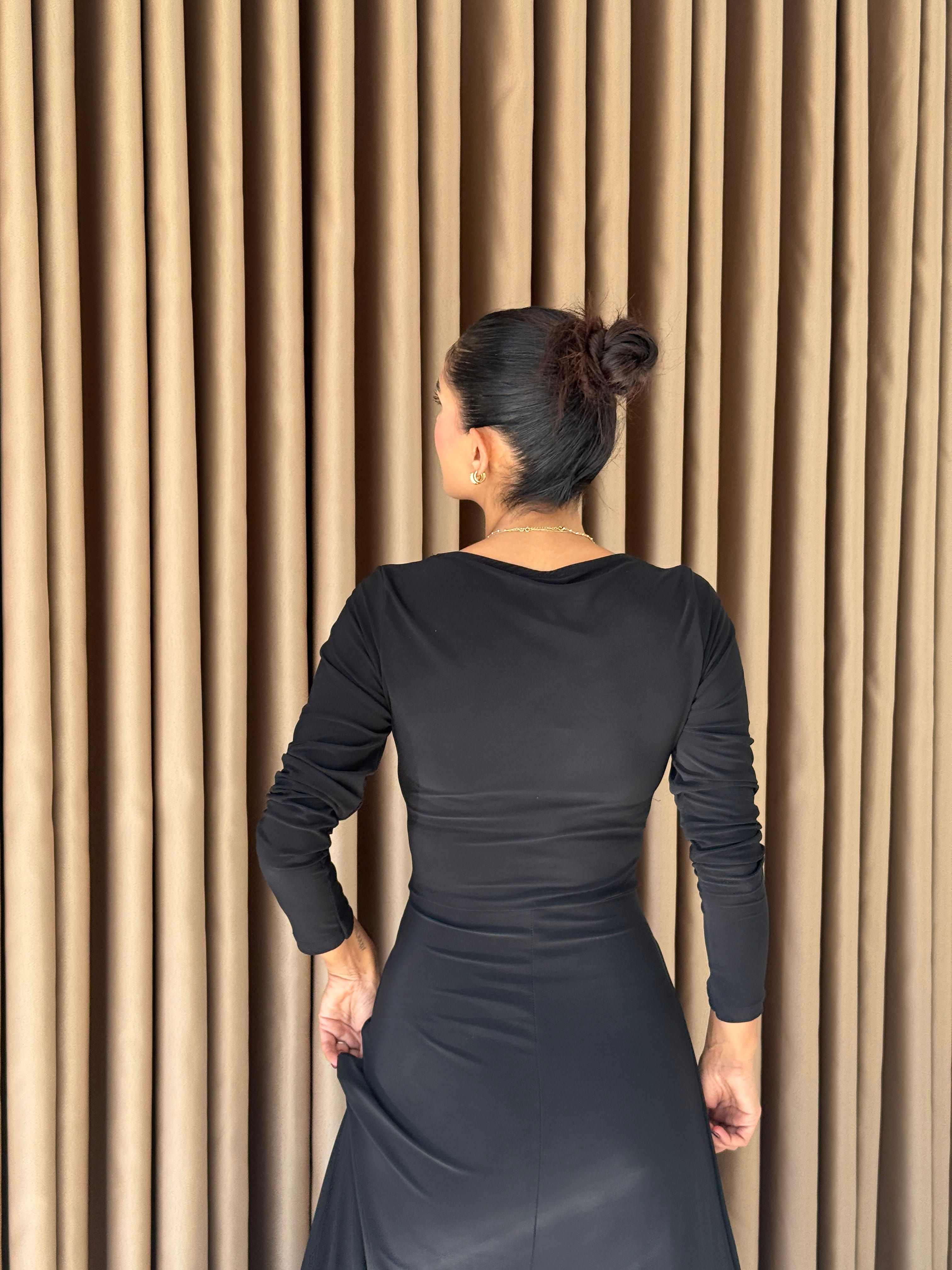 Siyah Bel Detaylı Çan Elbise