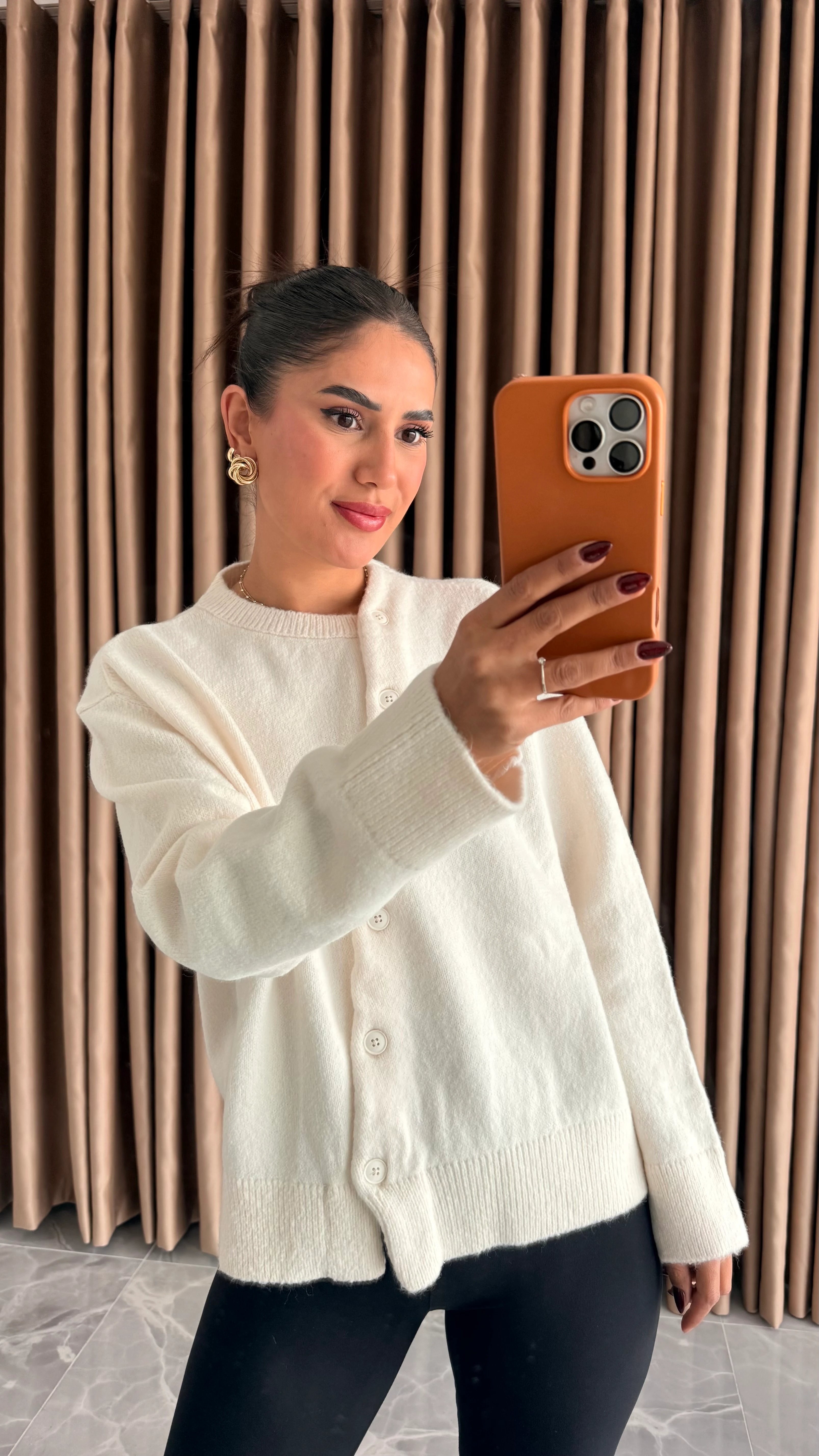 Çapraz Düğmeli Hırka