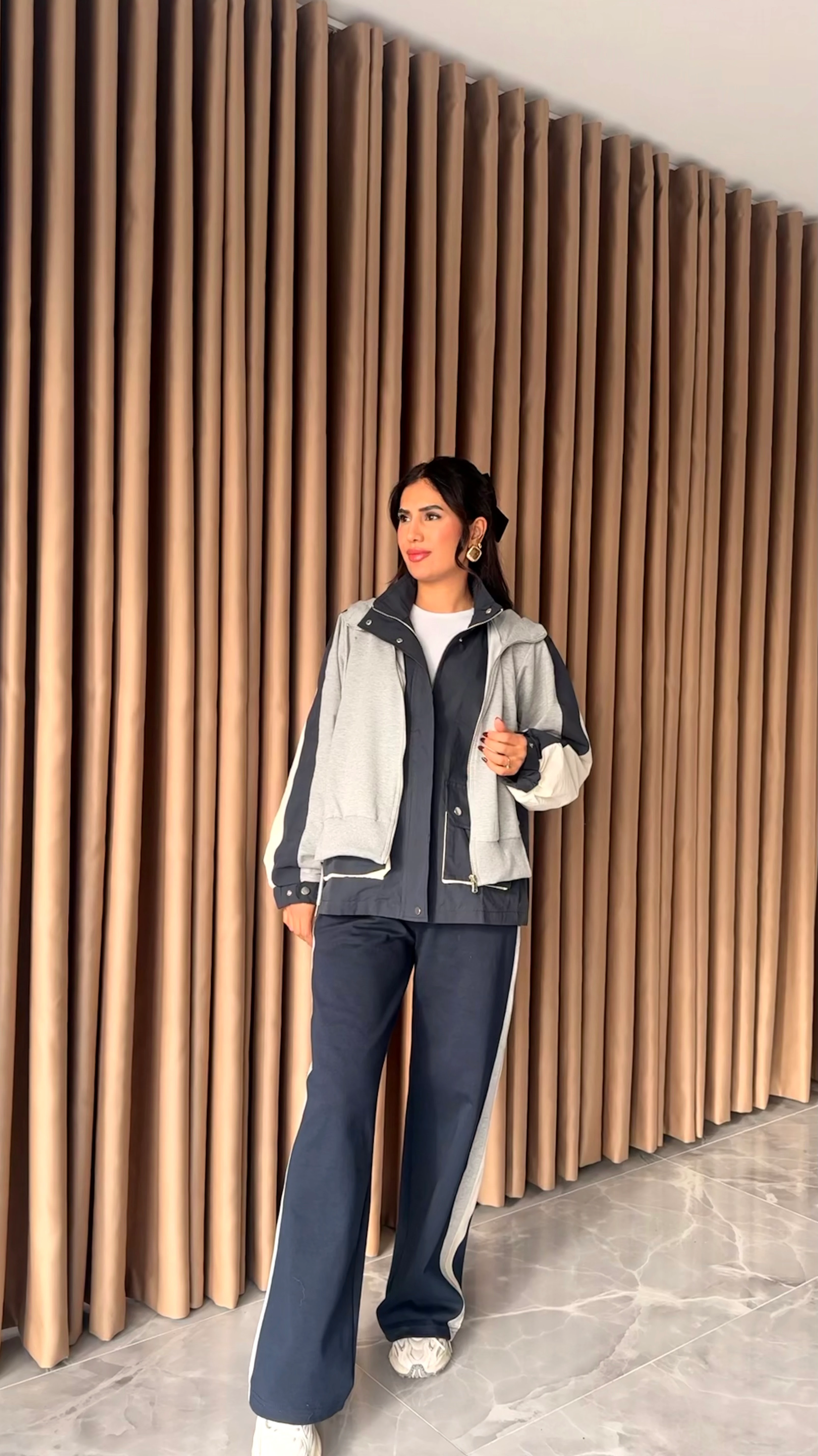 Lacivert Gri Kapşonlu Garnili Takım