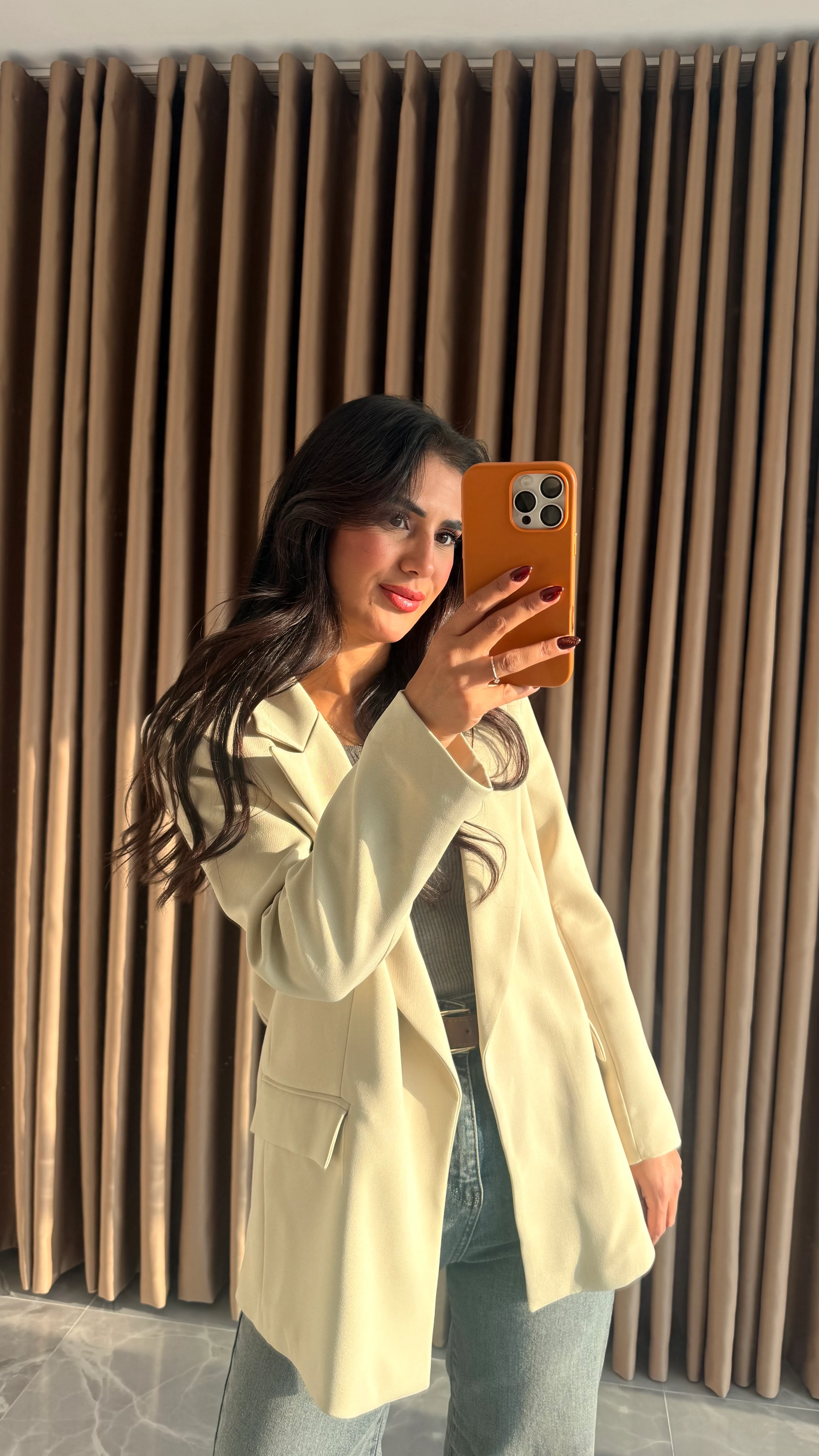 Astarı Çizgili Bej Blazer Ceket