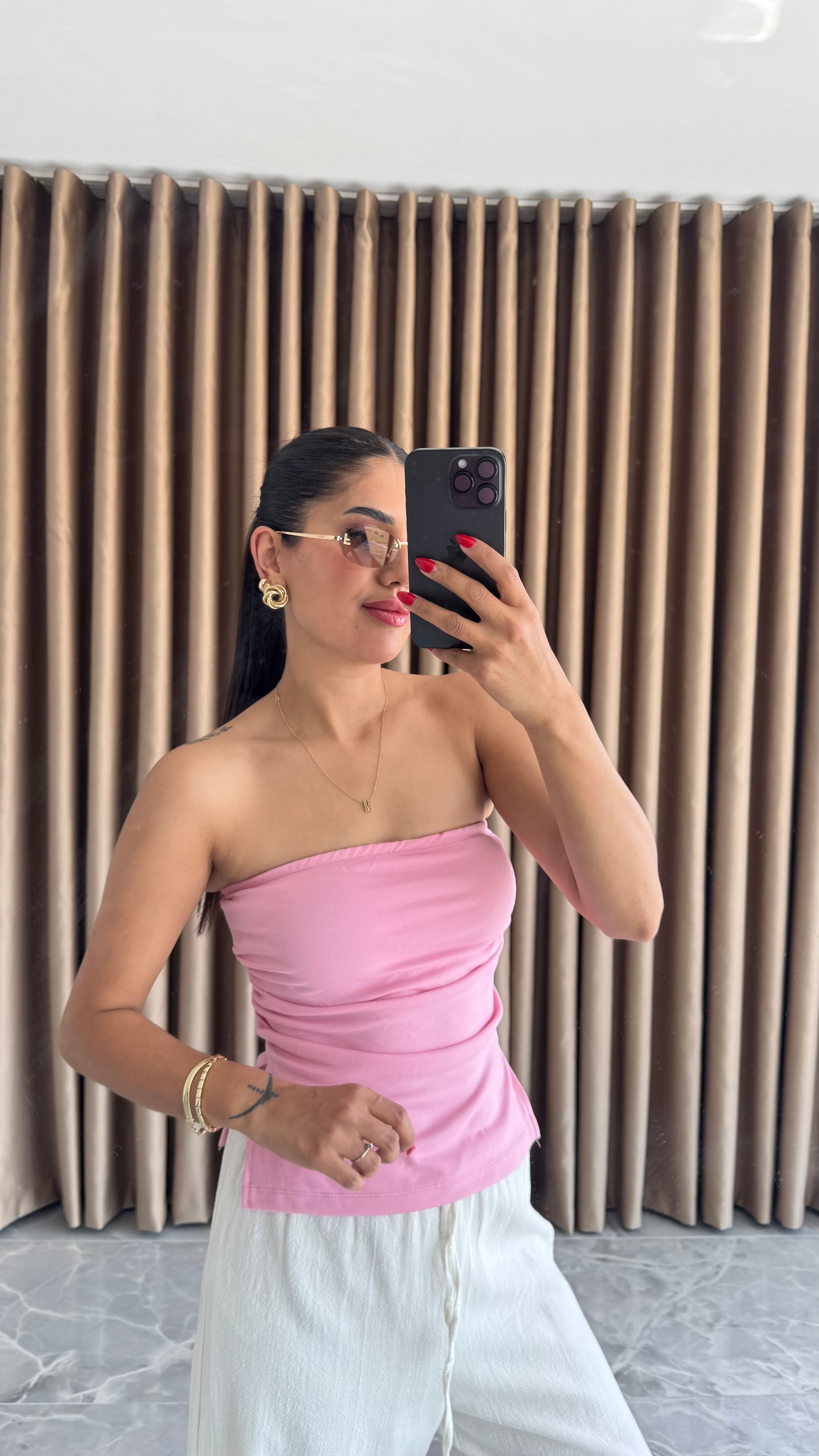 PEMBE STRAPLEZ YIRTMAÇLI BLUZ