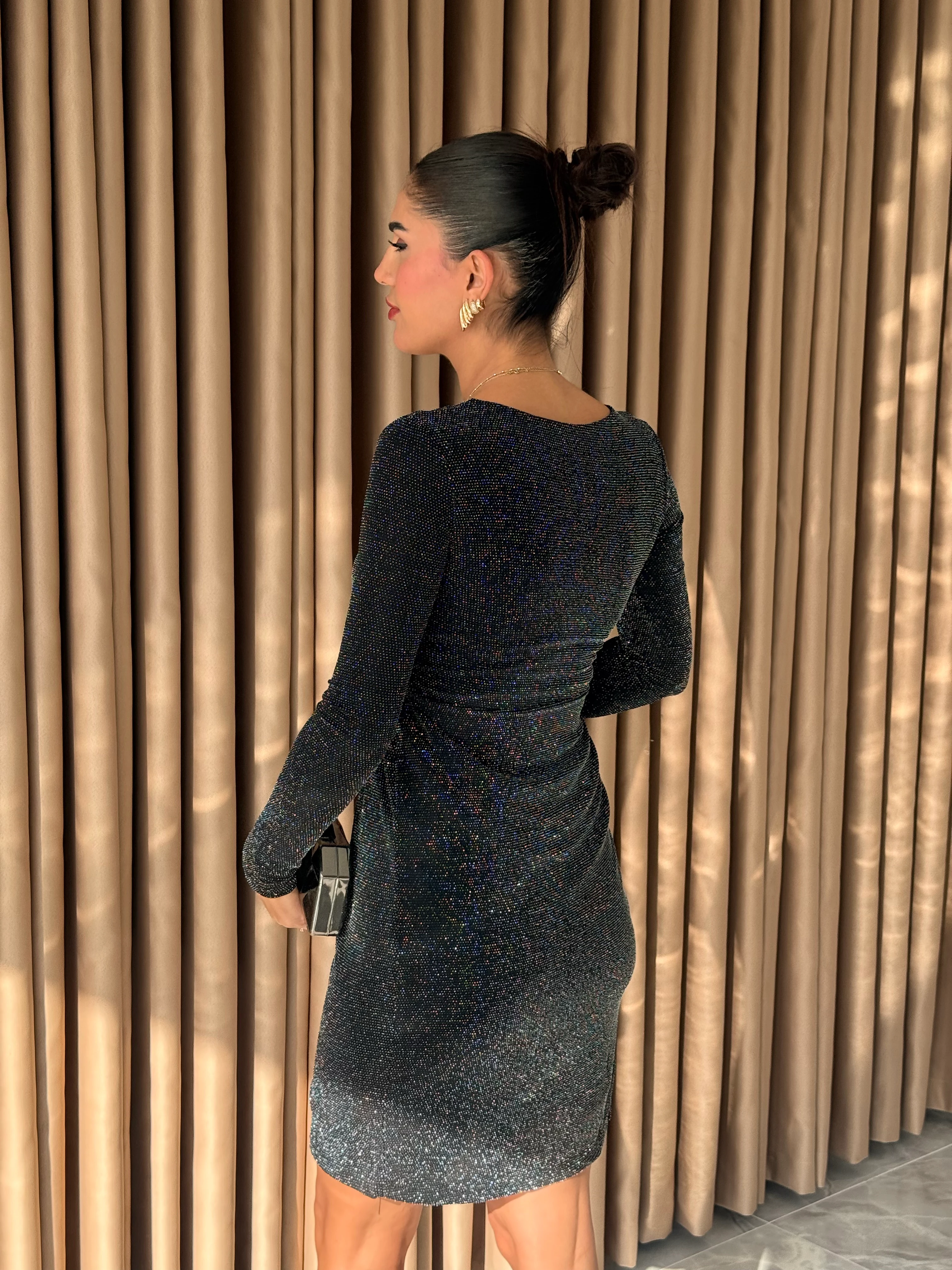 Simli Önü Düğüm Kısa Elbise