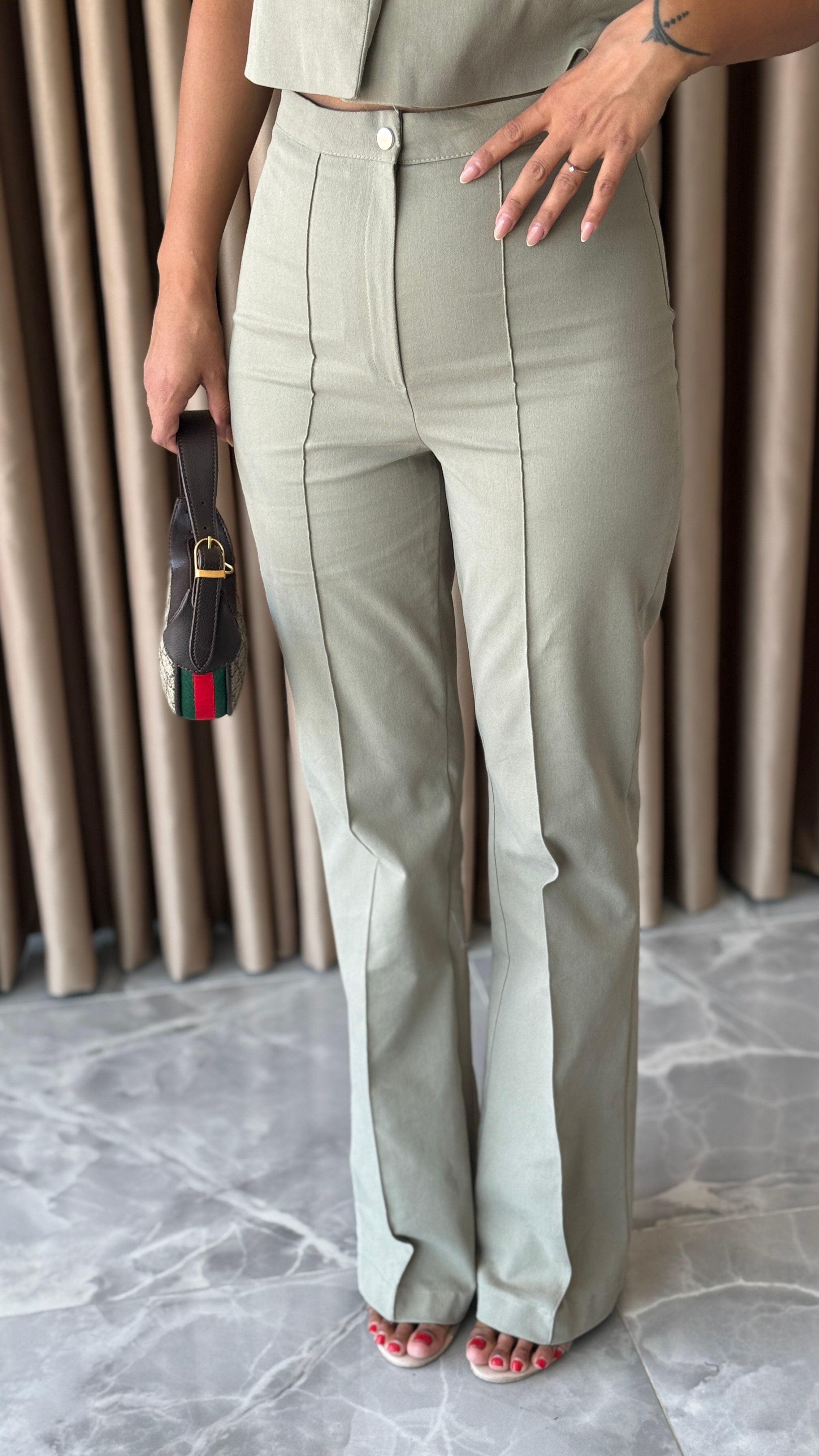 Çıtçıtlı Gabardin Takım