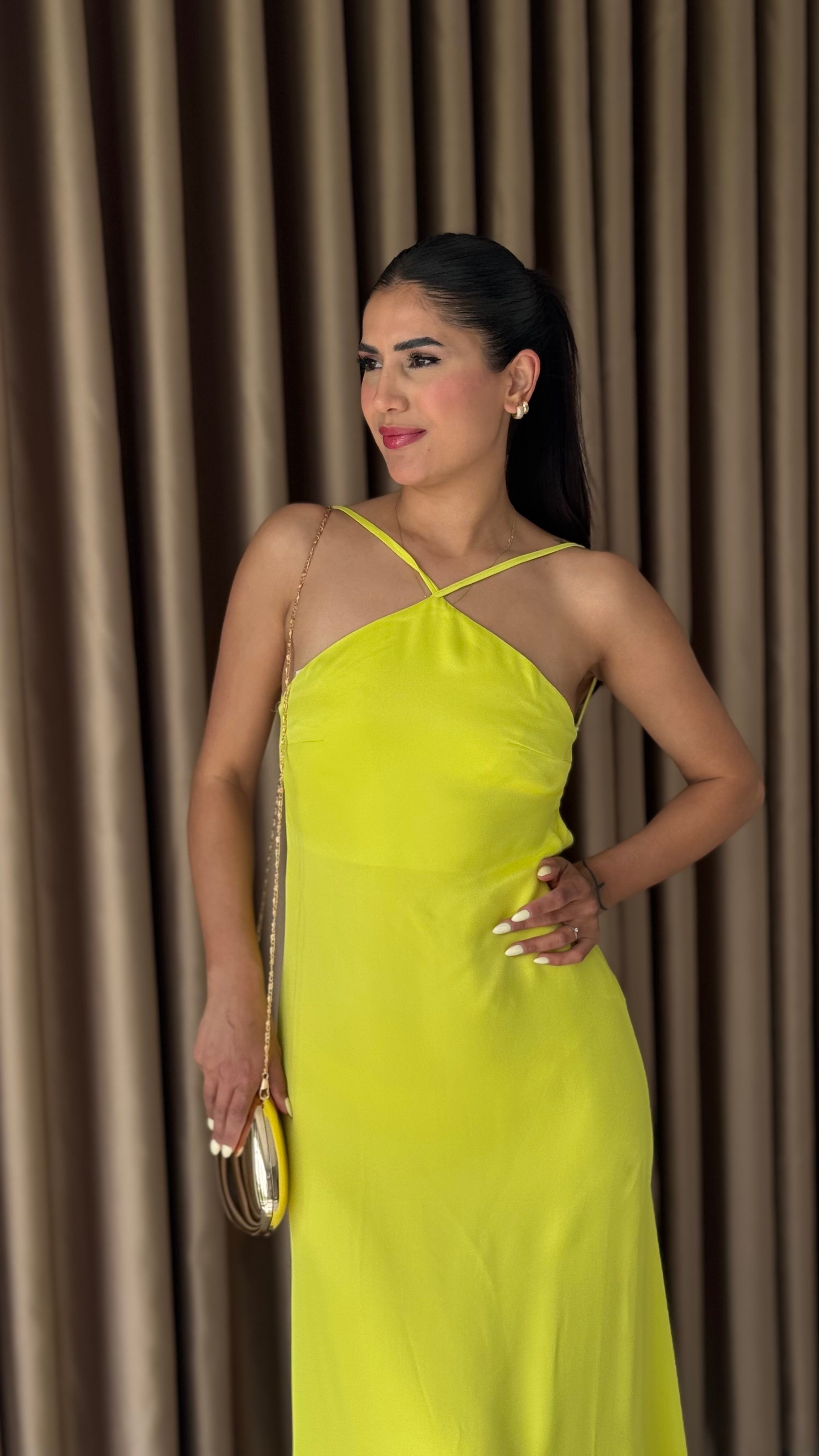 SIRTI DEGAJE YAKA İPLİ SATEN NEON ELBİSE