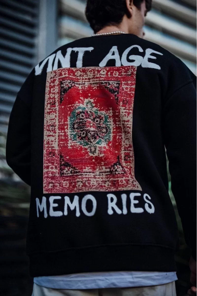 Oversize Bisiklet Yaka Üç İplik Baskılı SweatShirt