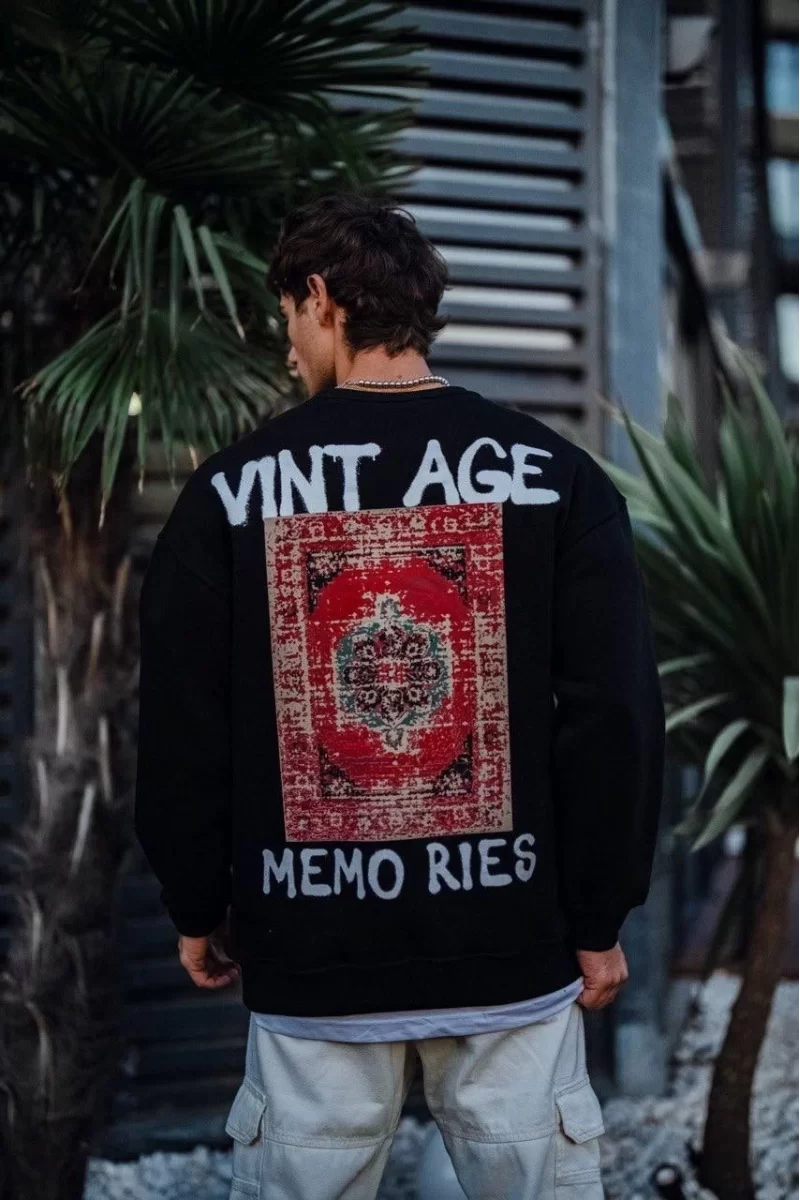 Oversize Bisiklet Yaka Üç İplik Baskılı SweatShirt