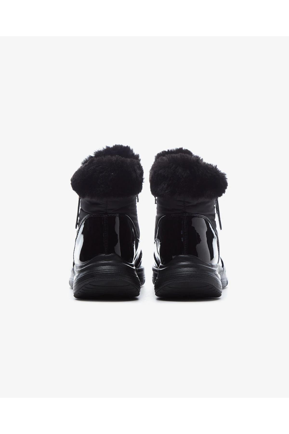 Arch Fit Smooth - Cool Puff Kadın Siyah Kar Botu 167252 Bbk